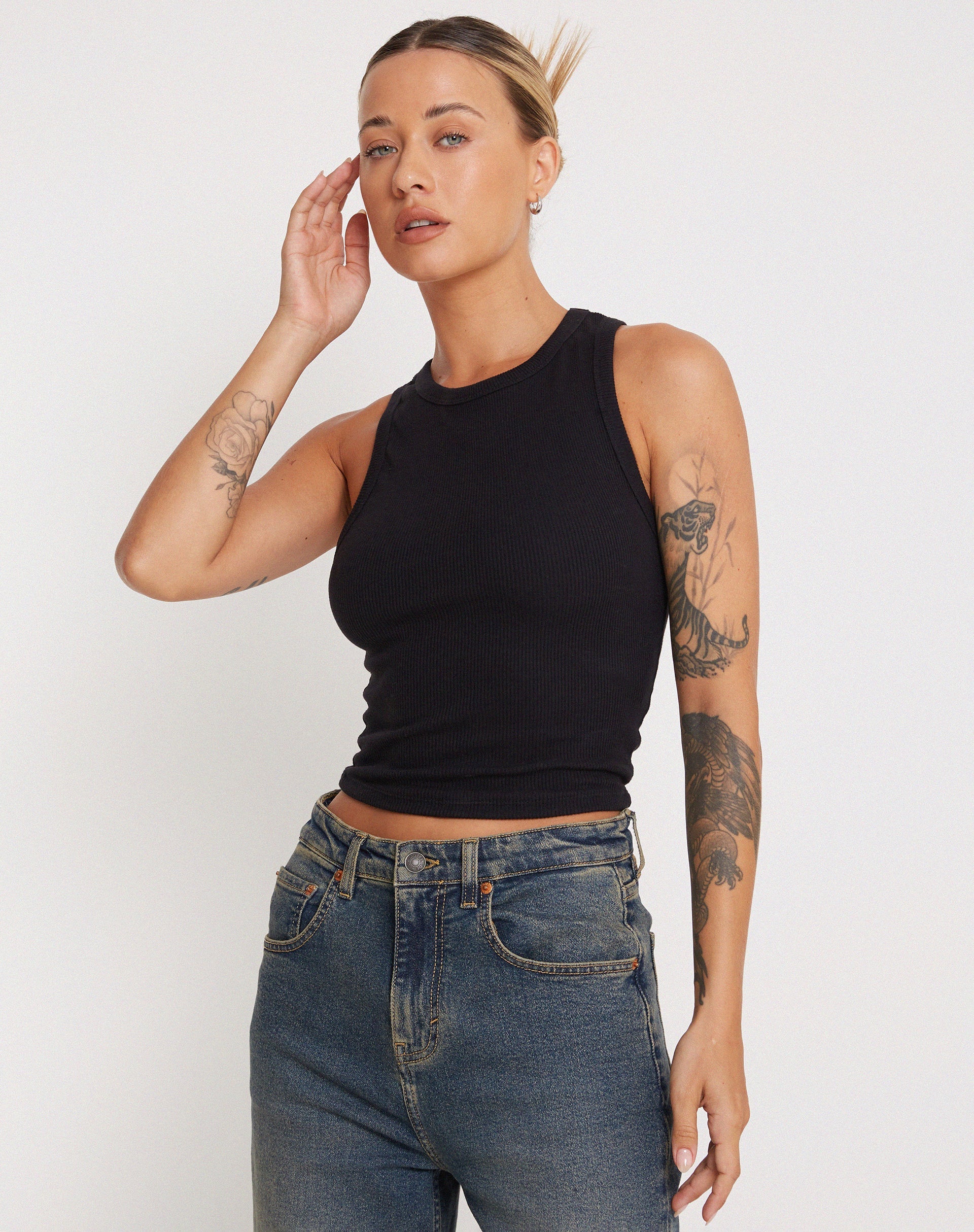 Bild von Rave Vest Top in Rib Schwarz