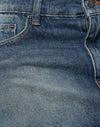 Stahlblau mit Taschen