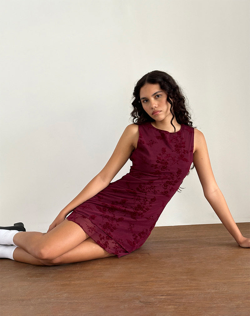 Renata Minikleid aus beflockter botanischer Blume Maroon