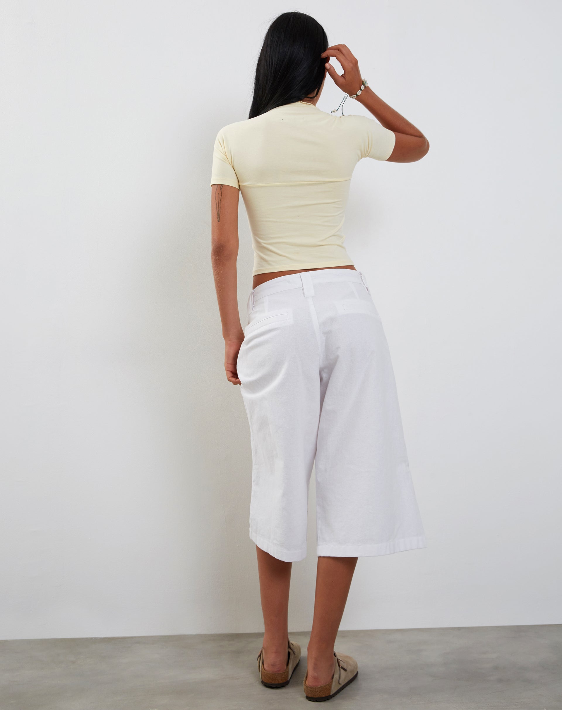 Bild von Requa Crop Top in Buttermilch