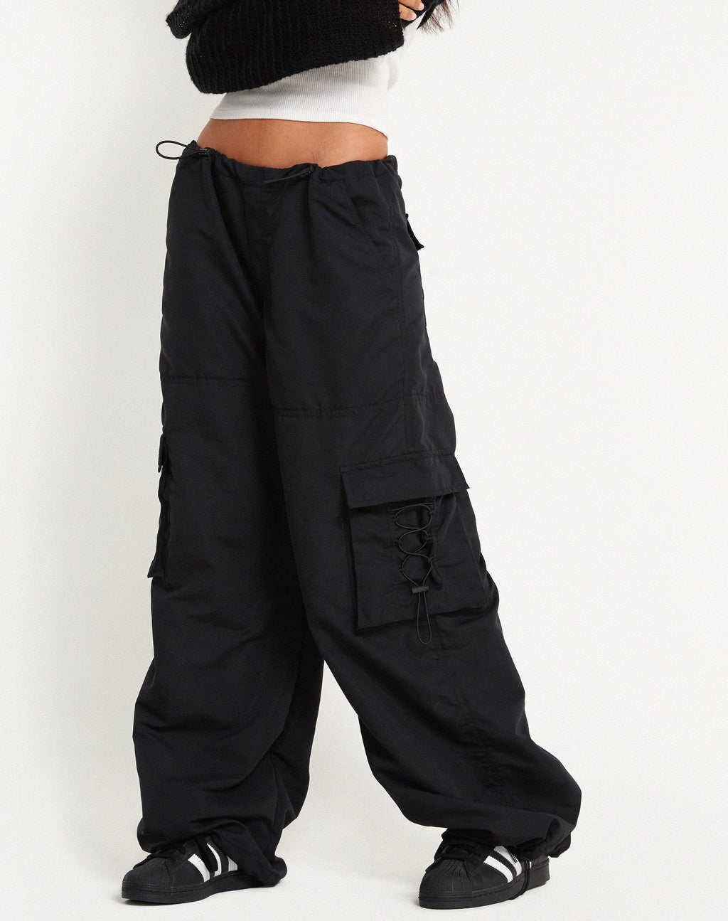 Fabio Cargo-Hose mit weitem Bein in Schwarz