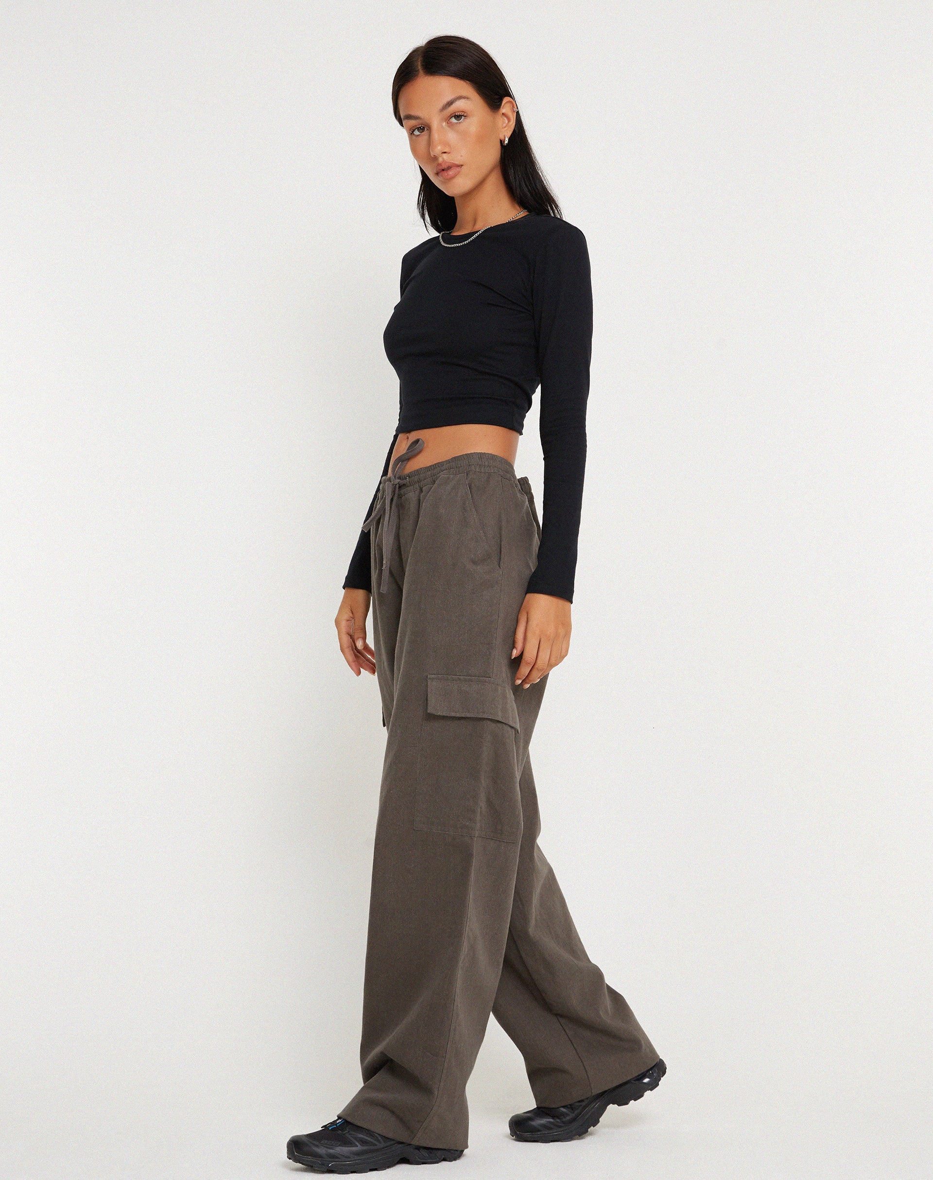 Bild der Geona Wide Leg Cargo Trouser in Dunkelgrau