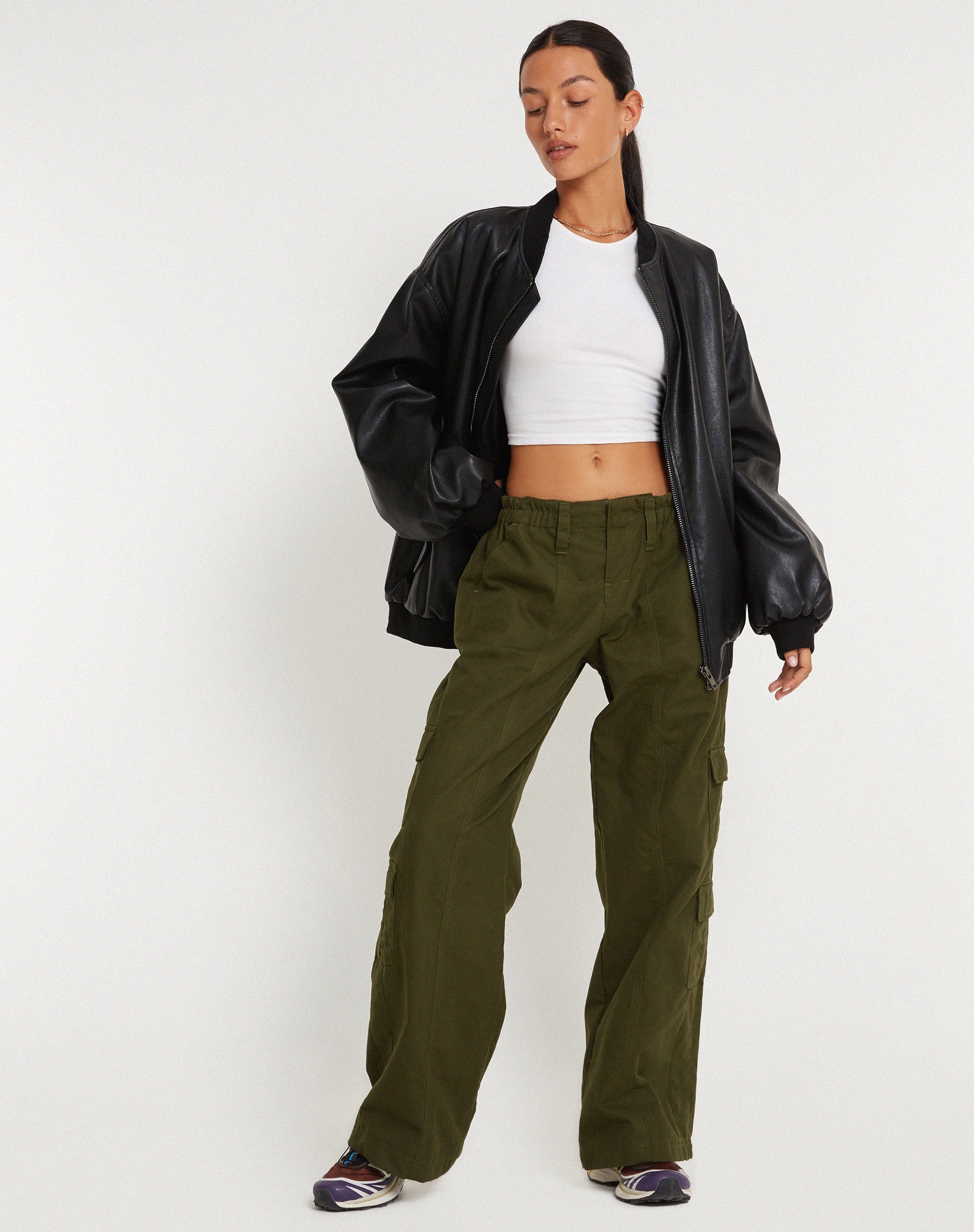 Abbildung der Hansa Cargo-Hose in Panama Dunkel-Olive