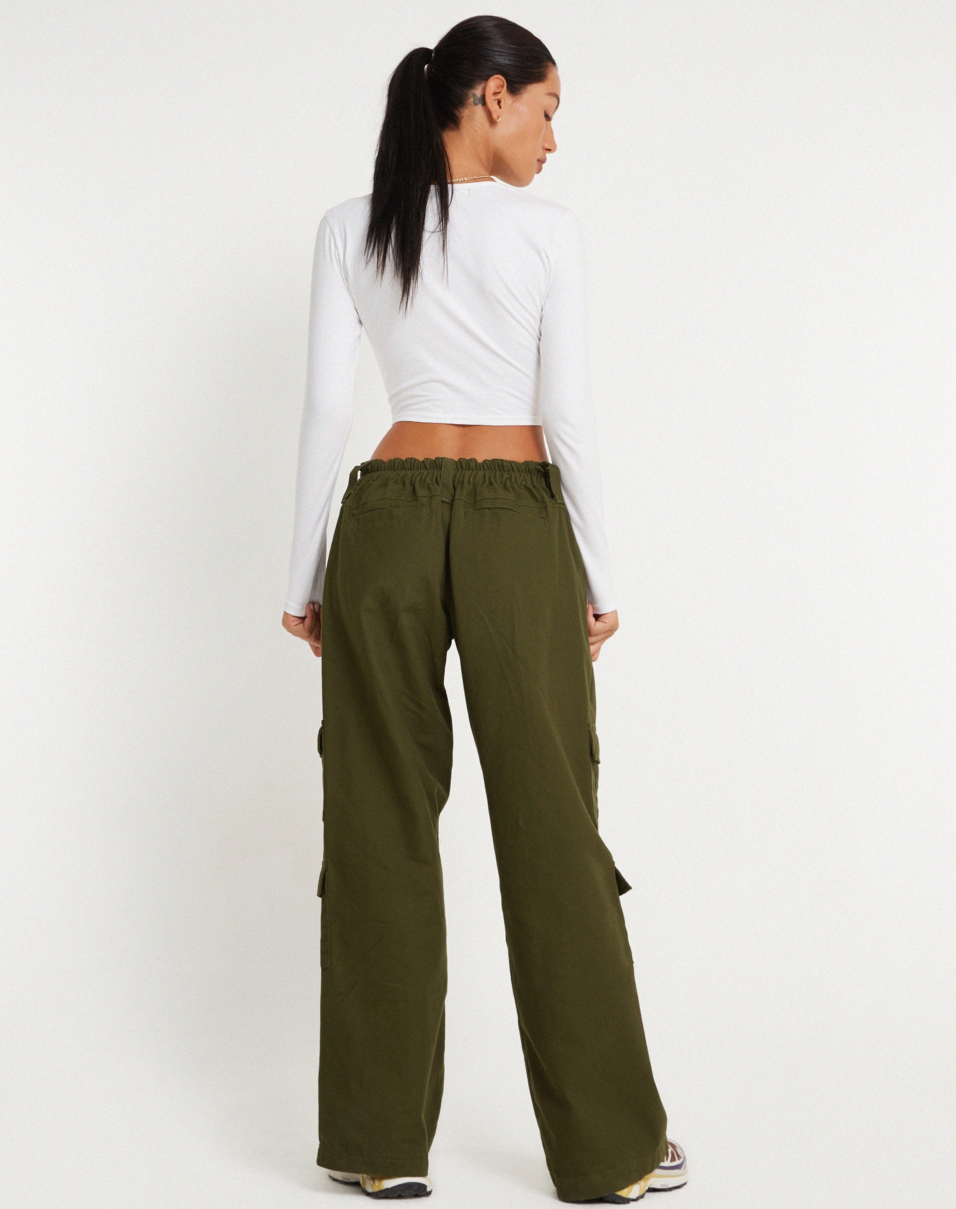 Abbildung der Hansa Cargo-Hose in Panama Dunkel-Olive