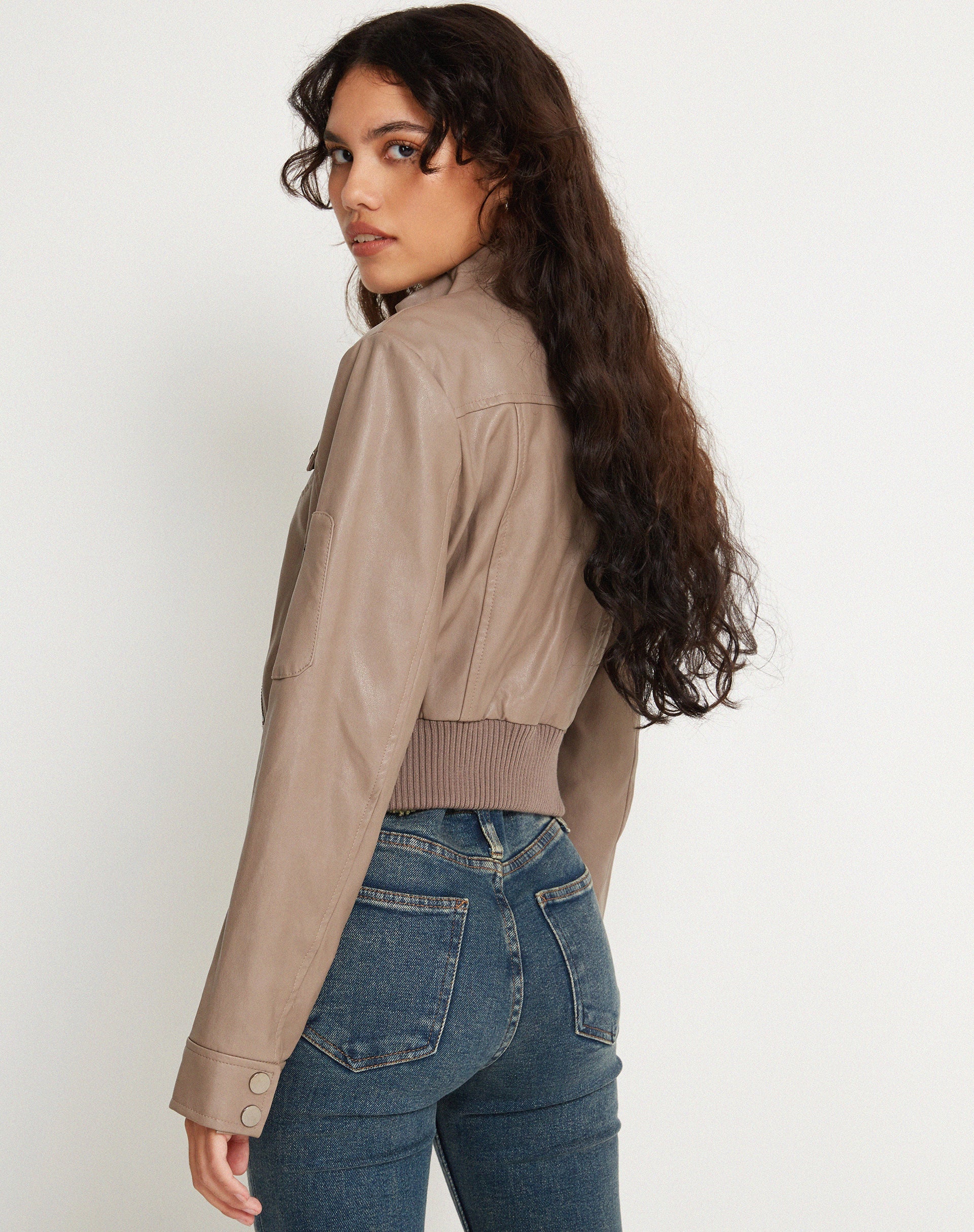 Image der Loviana Jacke in PU Putty