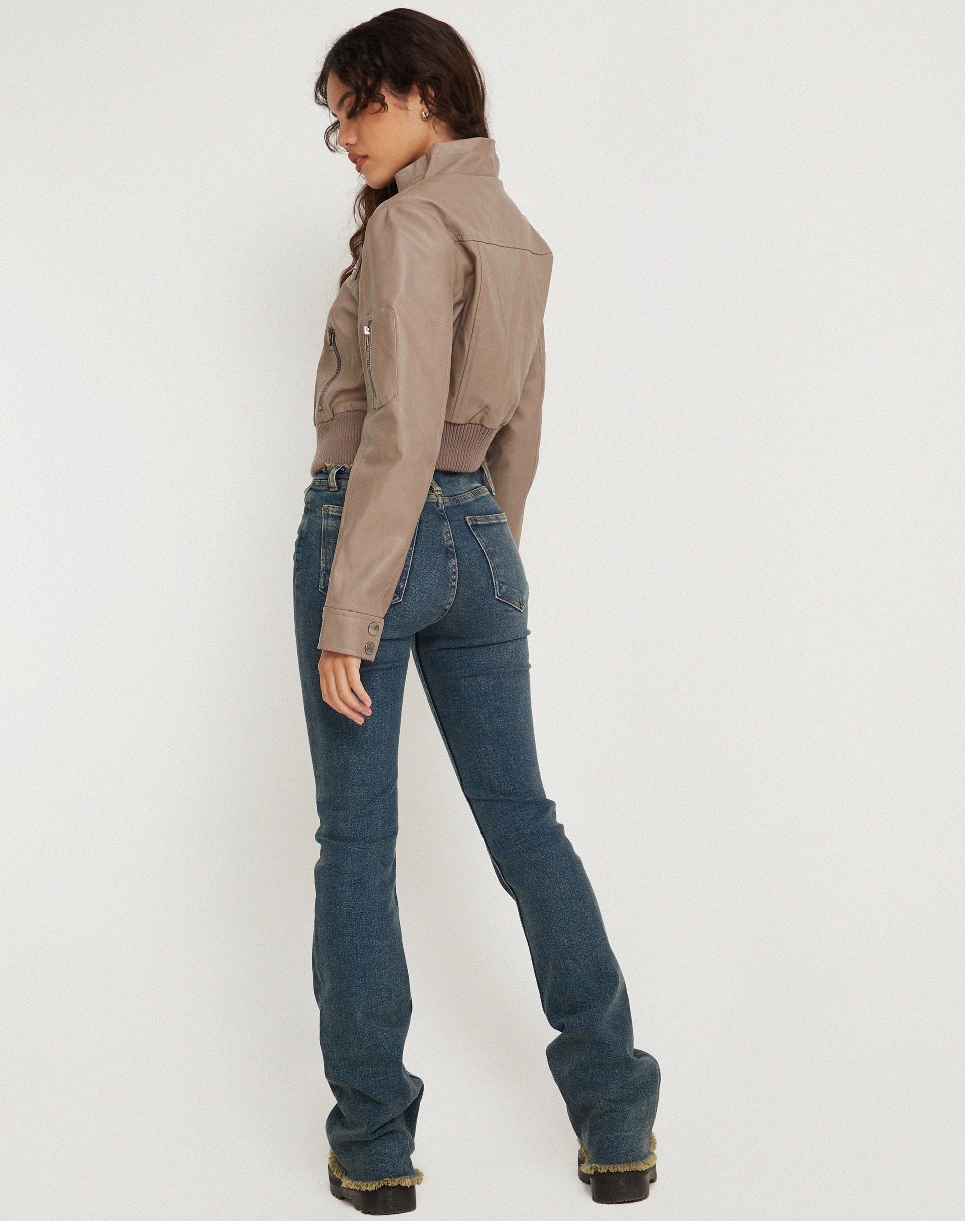 Image der Loviana Jacke in PU Putty