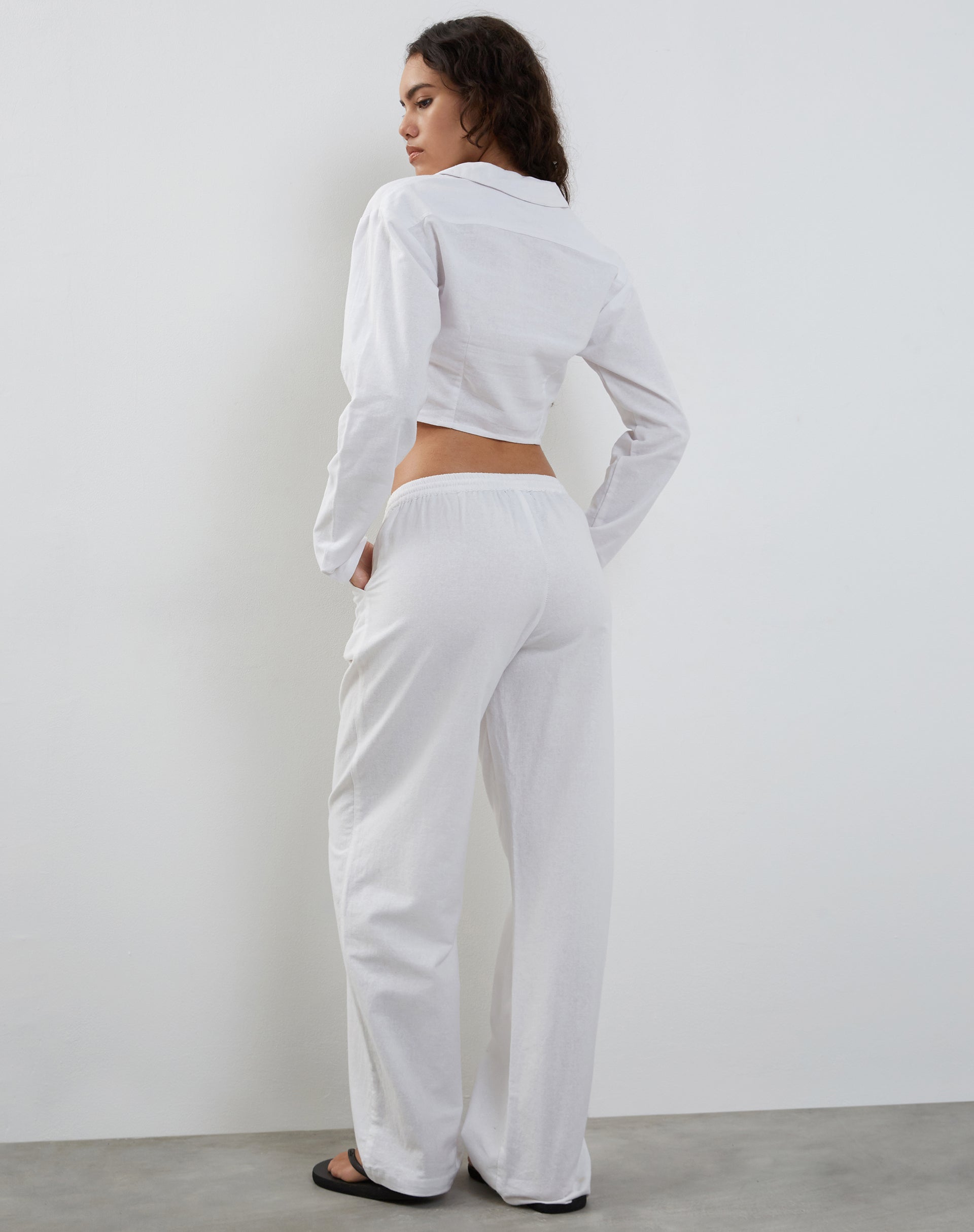 Image von Lyse Super Cropped Shirt in Weiß