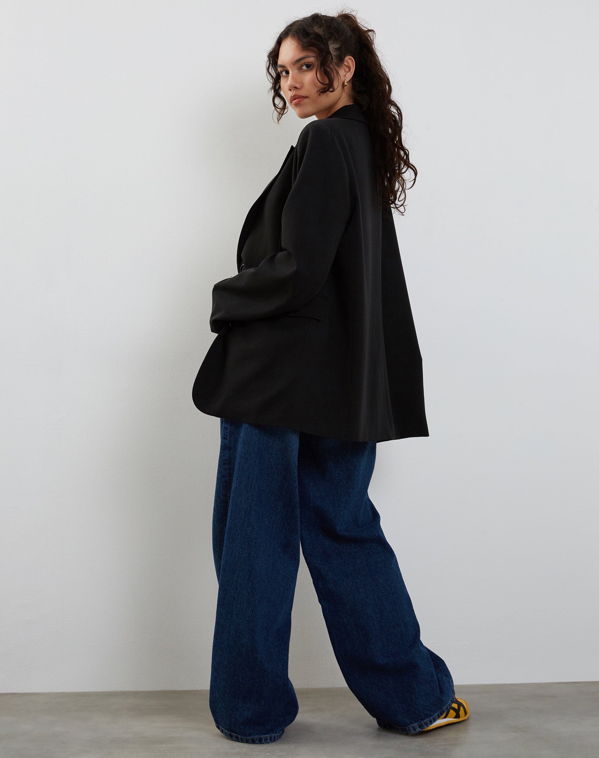 Image von Maiwa Blazer in Schwarz