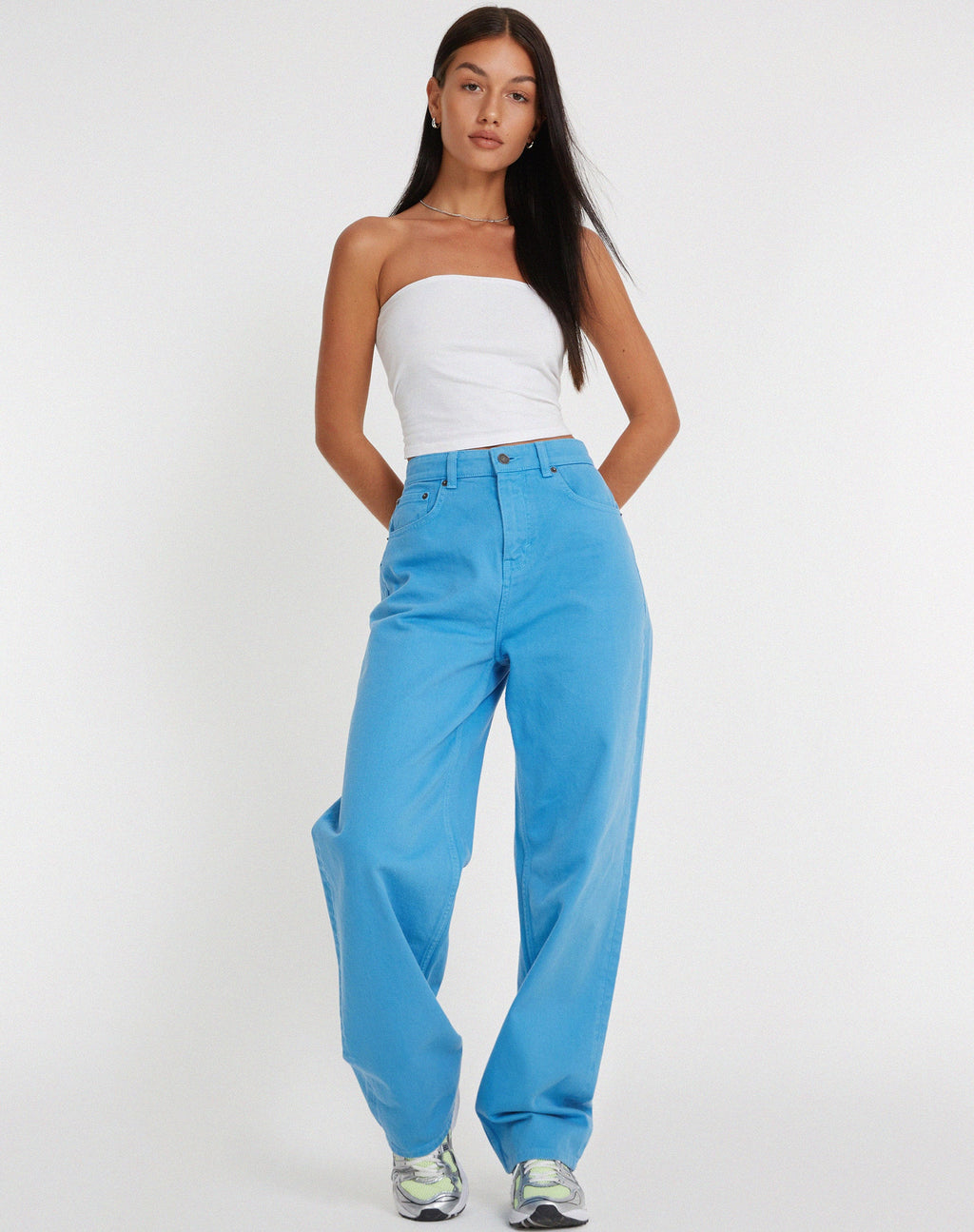 Parallel Jeans in Azurblau