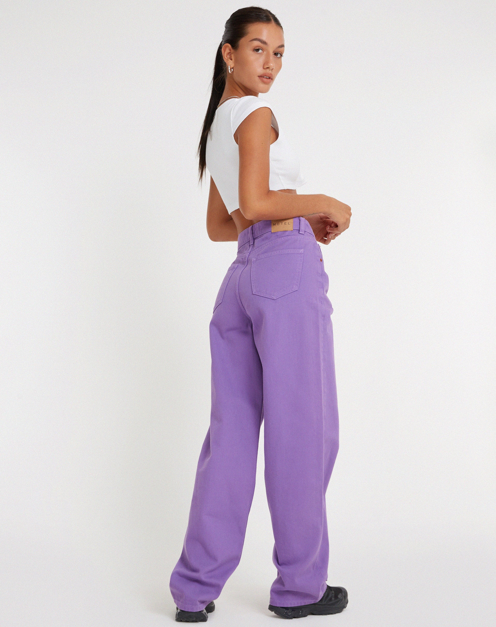 Bild von Parallel Jeans in Violett