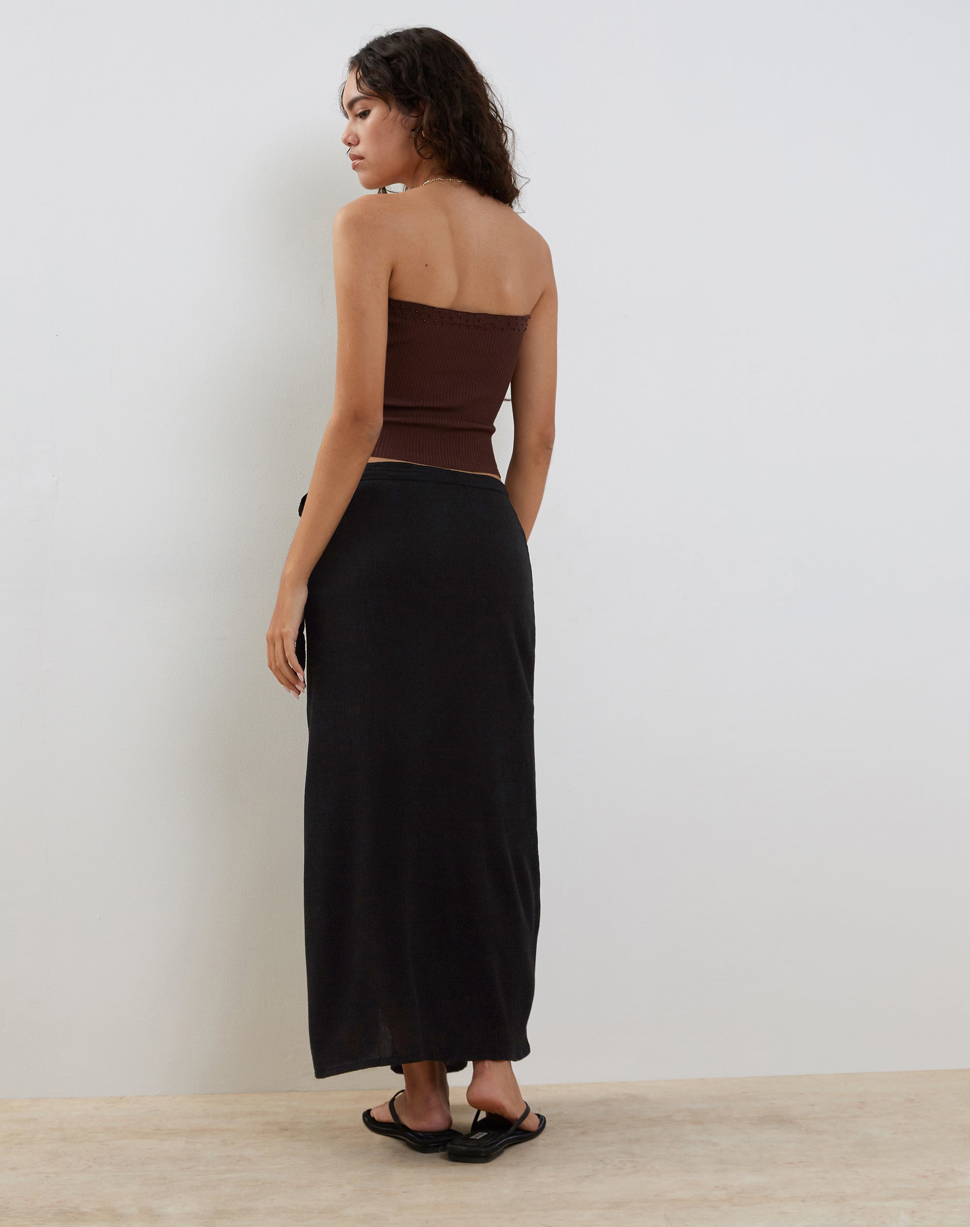 Bild von Peria Maxi Wickelrock in Schwarz Crinkle