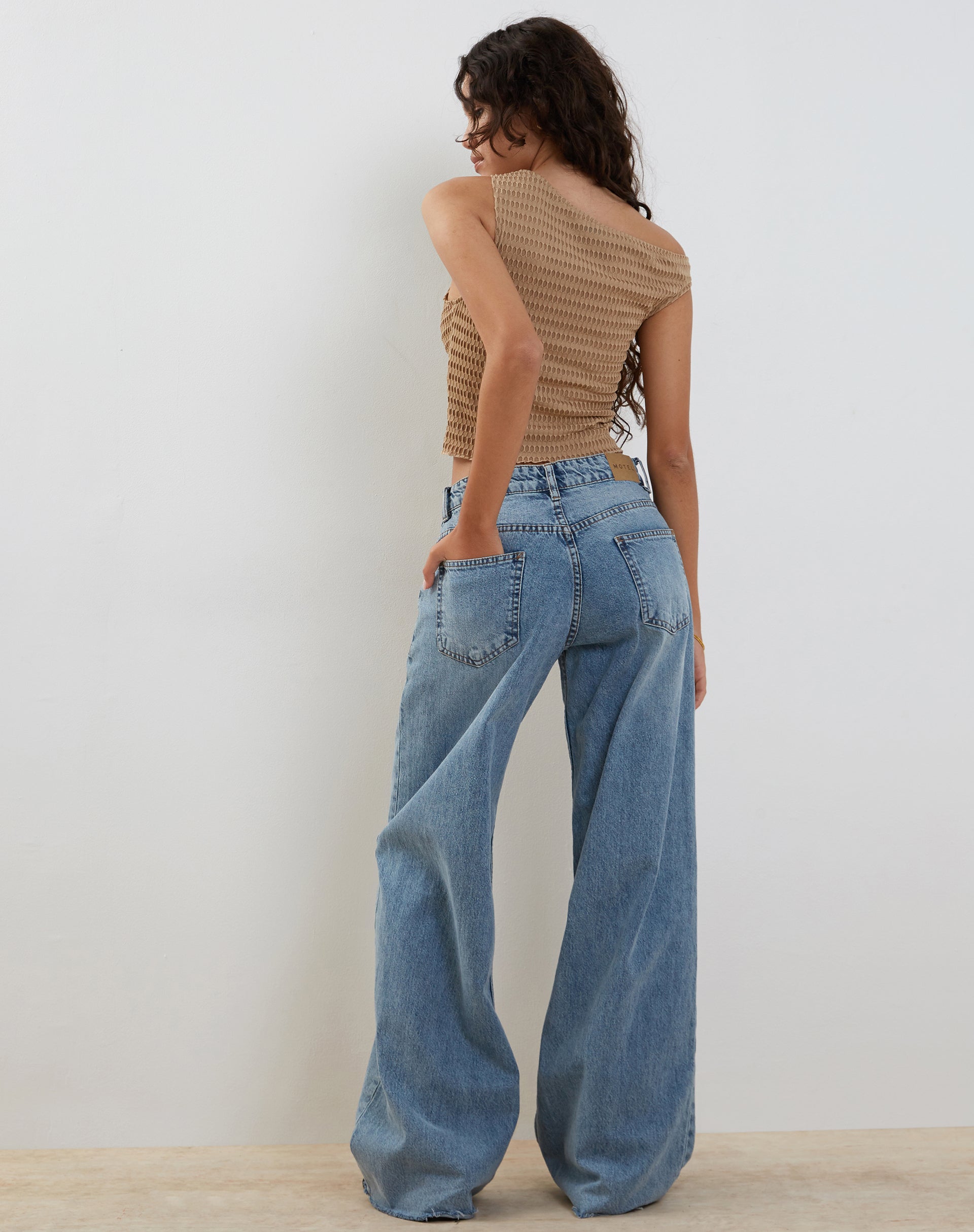 Bild von Peyton One Shoulder Waffelstrick Top in Hafer