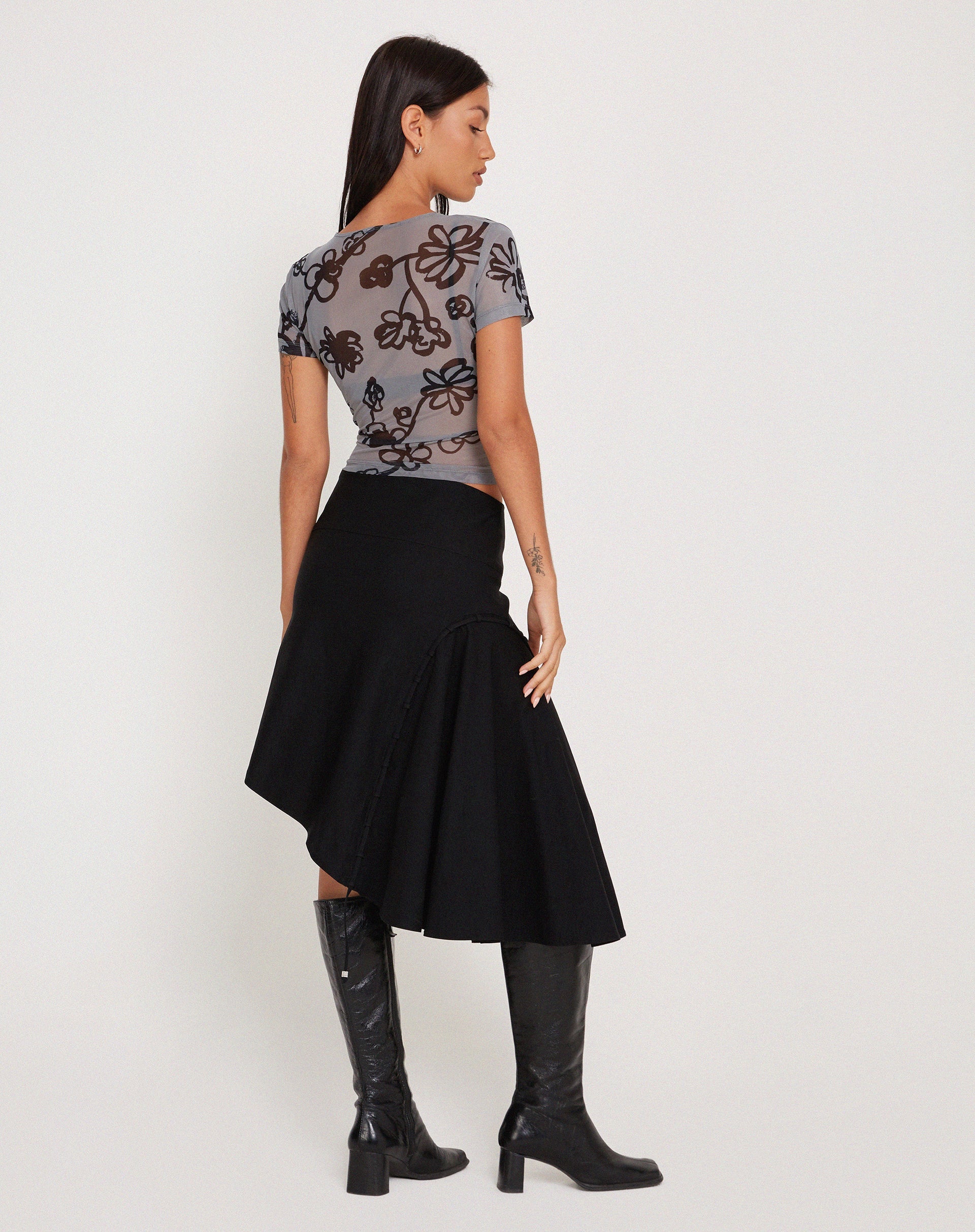 Image of Tamara Top aus Mesh Doodle Flower Grau