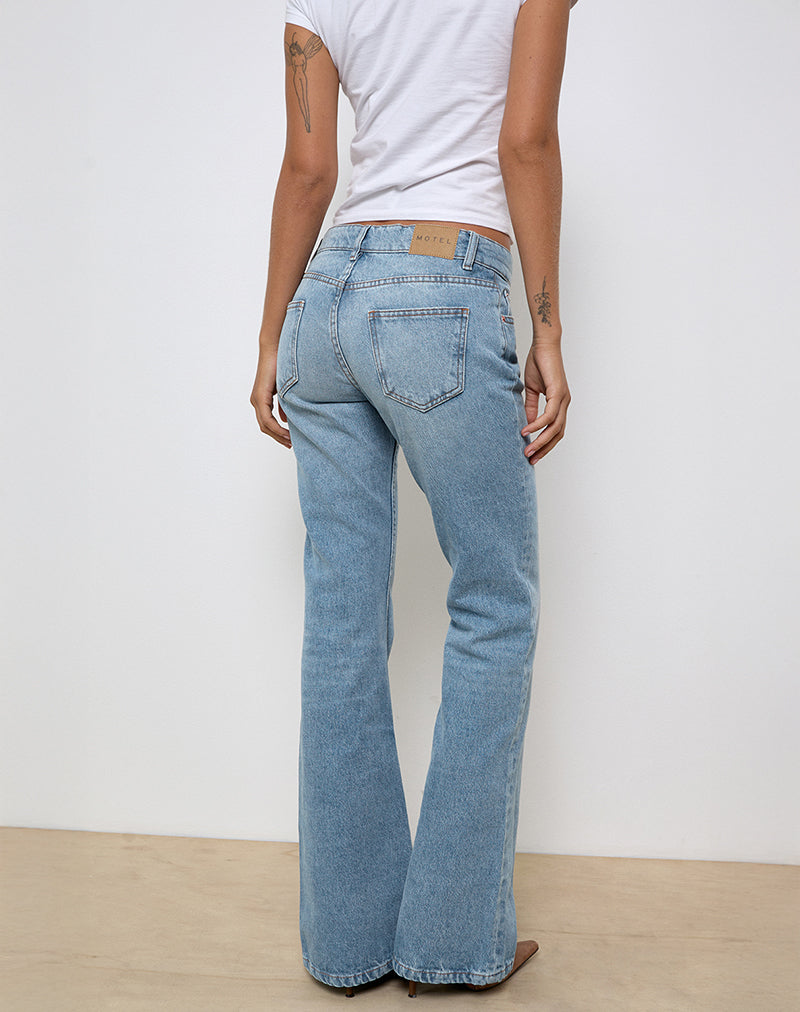 Bild von Rigid Low Rise Flare Jeans in Hellblau Used