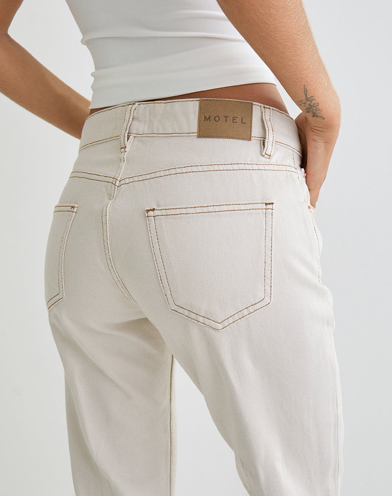 Bild von Rigid Low Rise Flare Jeans in Off White