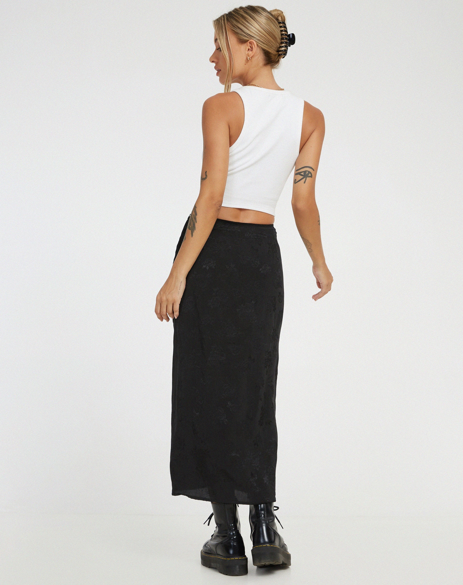Bild von Rindu Midirock aus Satin Rose Schwarz