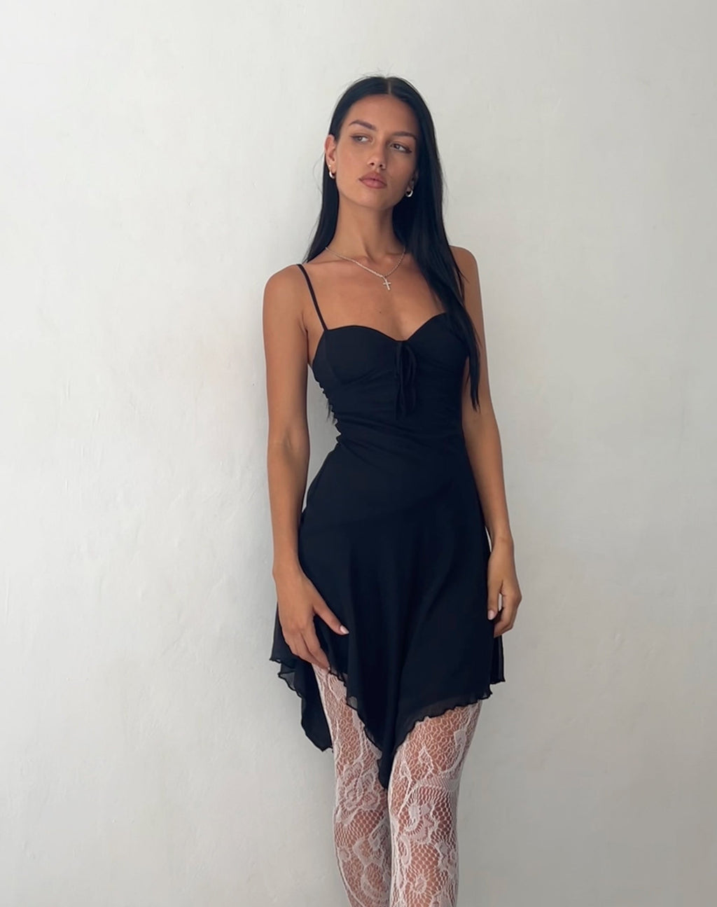 Romily Tie Front Minikleid aus schwarzem Mesh
