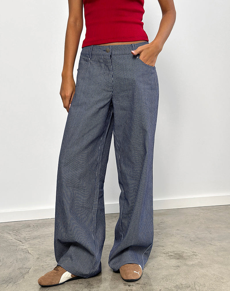 Geräumige extra weite Low Rise Jeans in Nadelstreifenwaschung Indigo