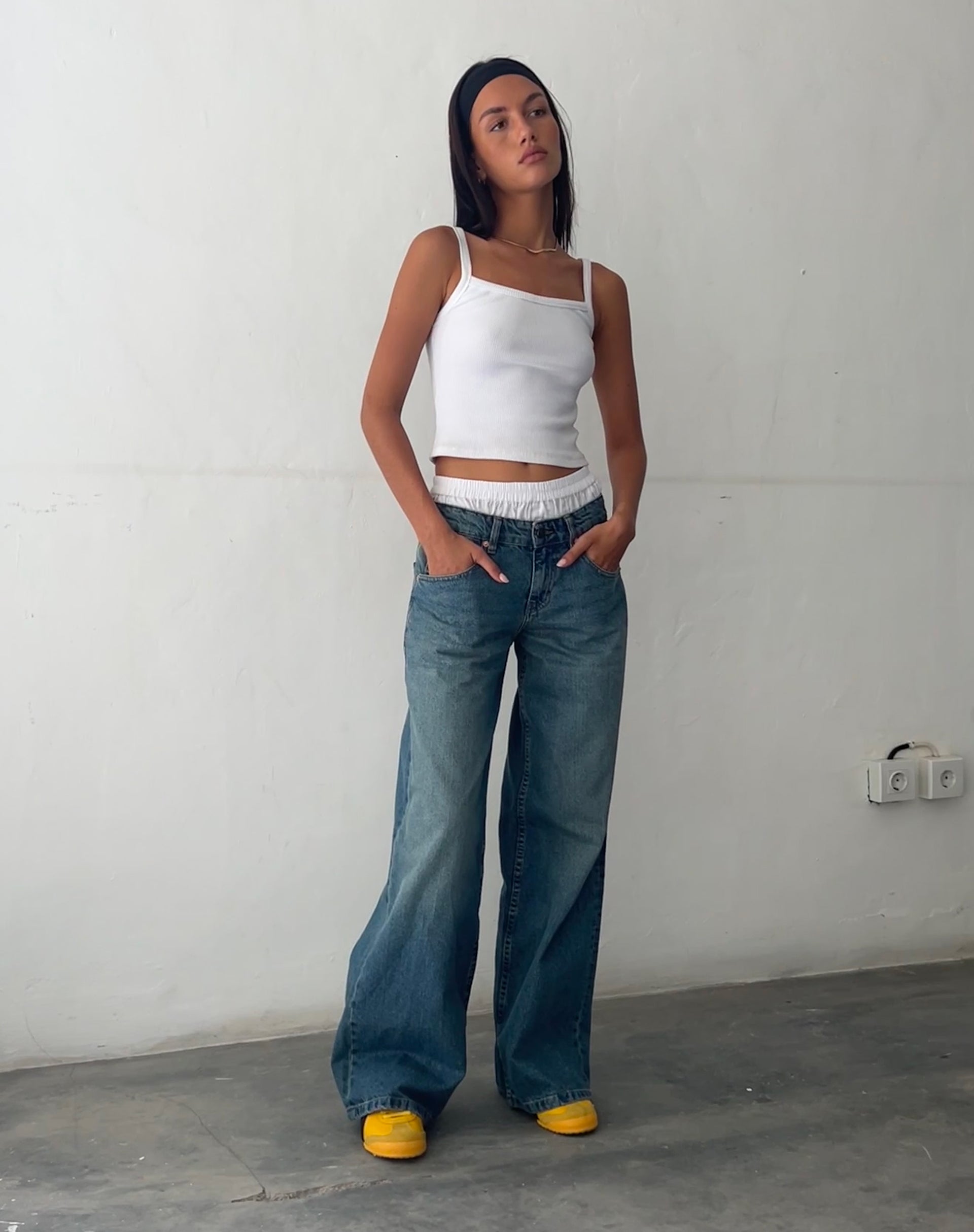 Bild von Roomy Extra Wide Low Rise Jeans in Vintage Blau Grün