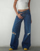 Bild von Ripped Roomy Extra Wide Low Rise Jean in Mid Blue Used