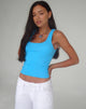 Image of Roxe Gerippte Weste Top in Tropical Blau