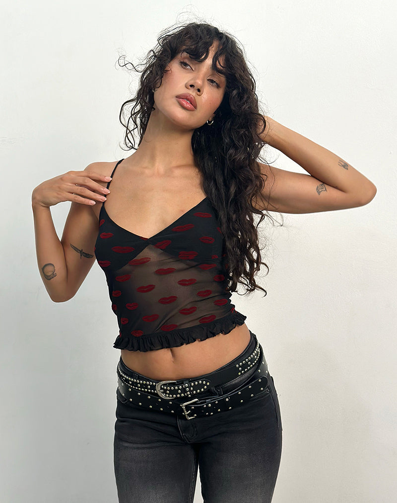 Image of Rumaysa Cami Top in Lips Flock Schwarz