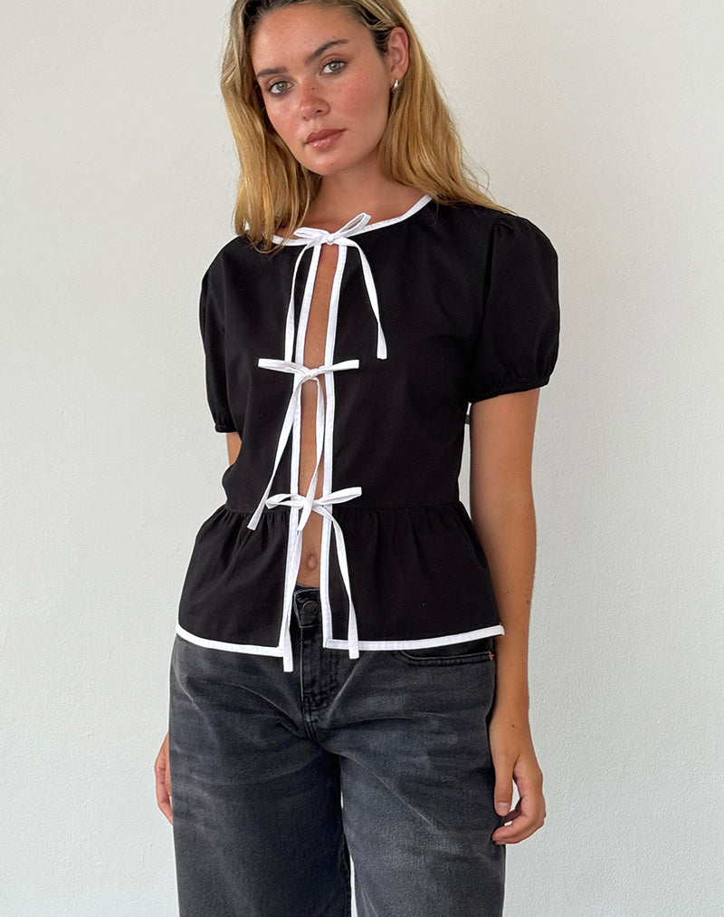 Ryota Krawattenbluse in Schwarz mit weißer Borte