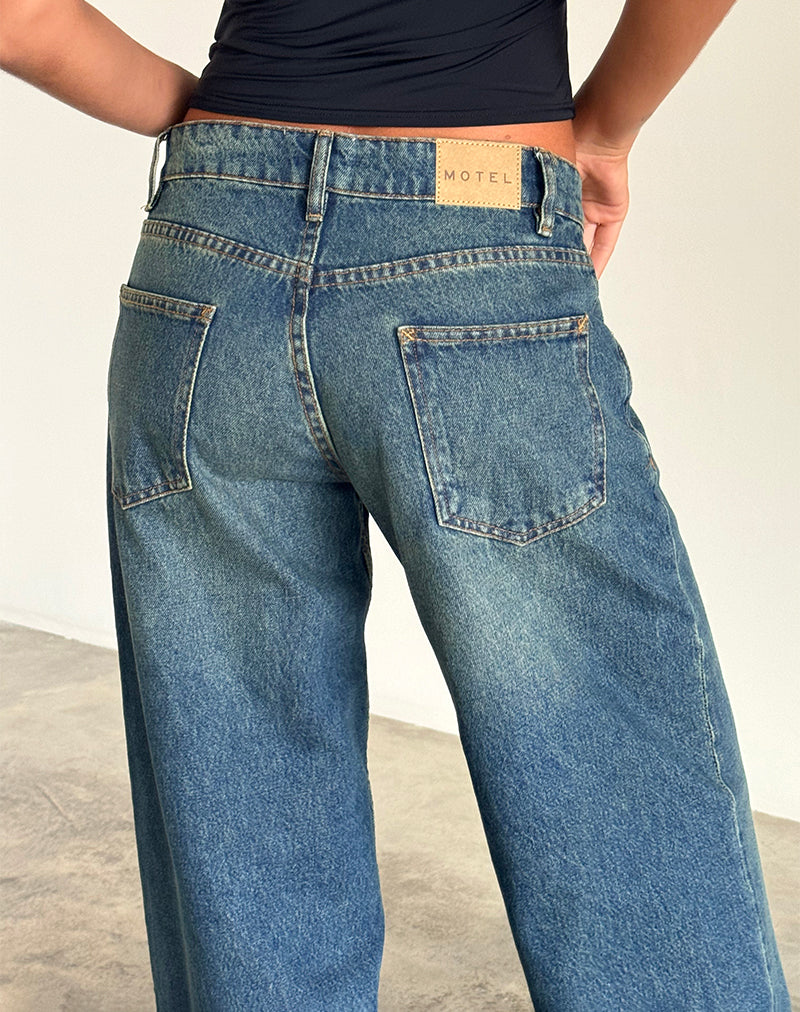 Bild von Roomy Extra Wide Low Rise Jeans in Hellblau