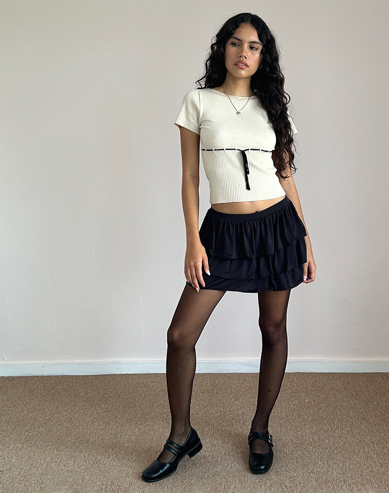 Image of Sabine Top in Beige mit schwarzem Einband