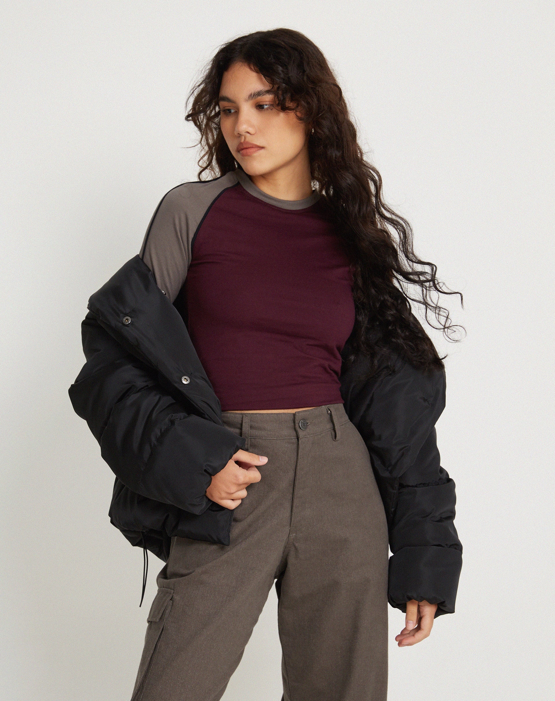 Image of Sachiel Langarm-Top in Oxblood Cloudburst Schwarz
