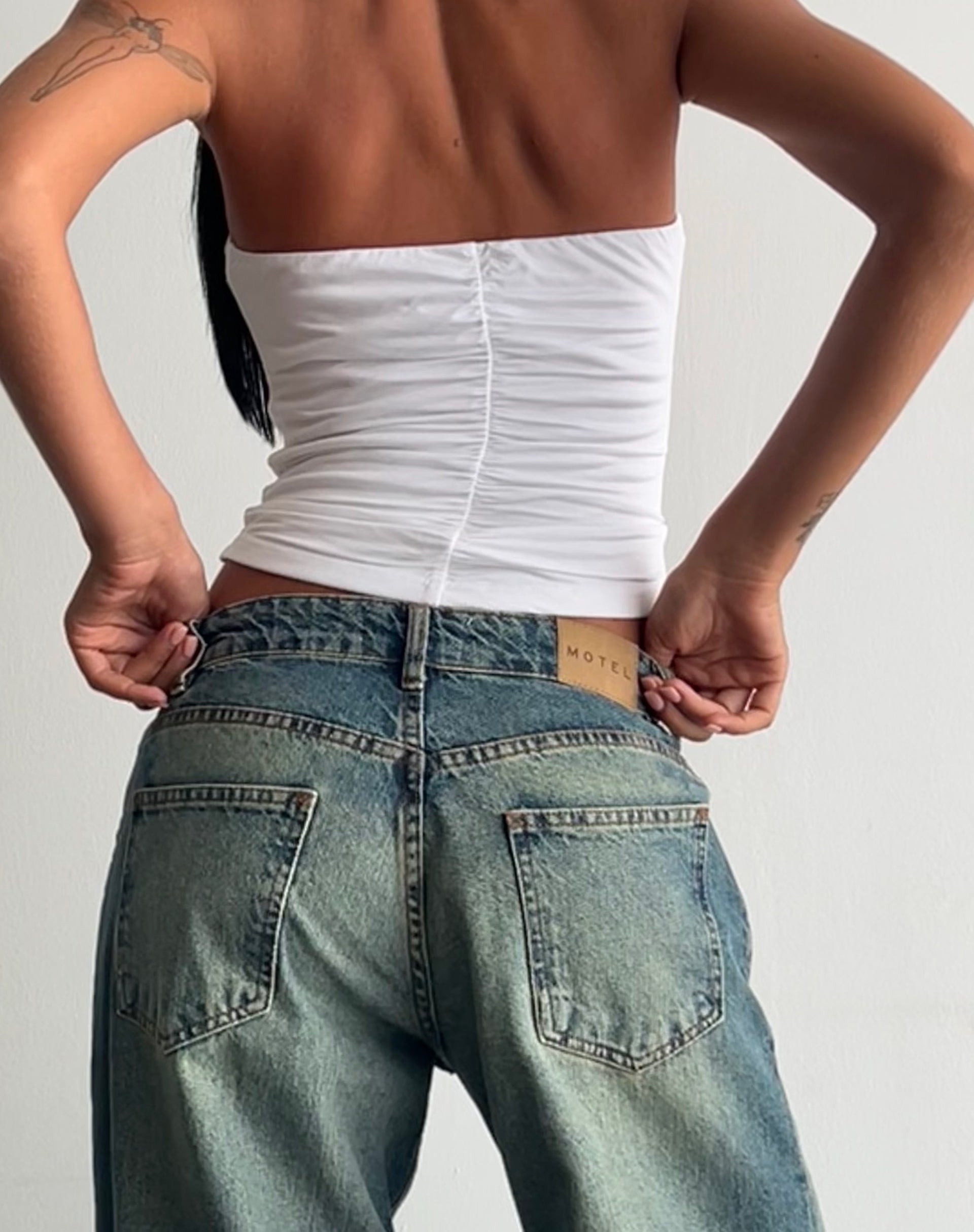 Bild von Sajna Gerüschtes Bandeau-Top in Weiß
