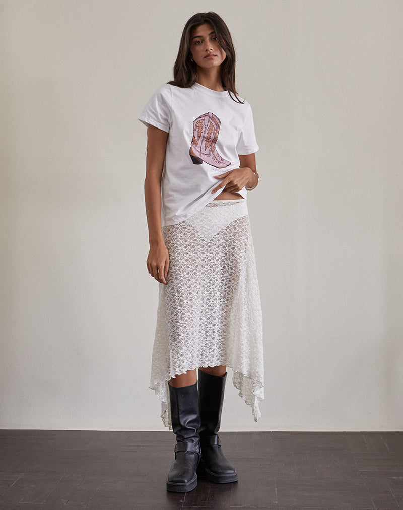 Bild von Saki Tee in Weiß mit rosa Cowboystiefel-Aufdruck