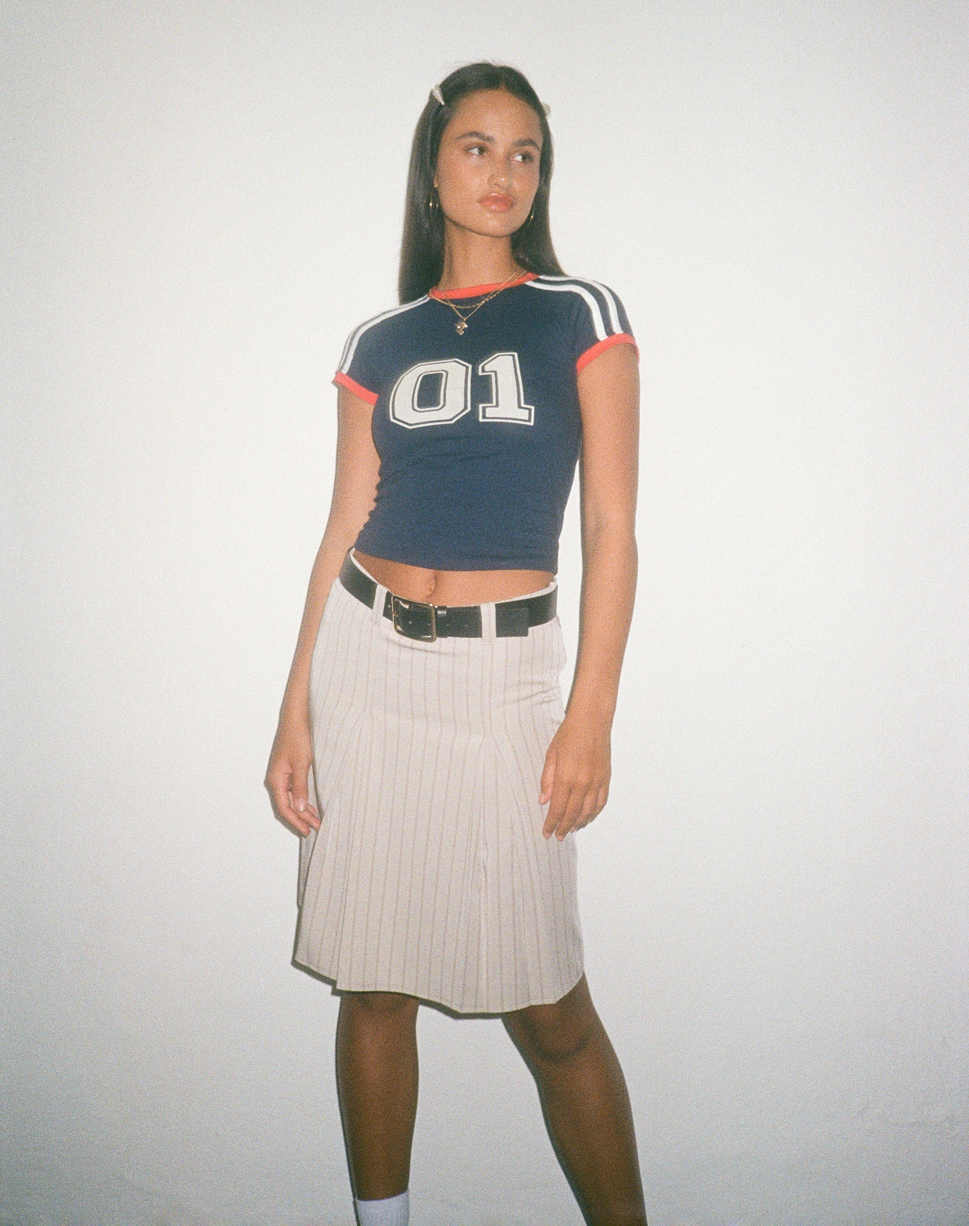 image of Lia Plissee-Midirock in Tailoring Tan Nadelstreifen