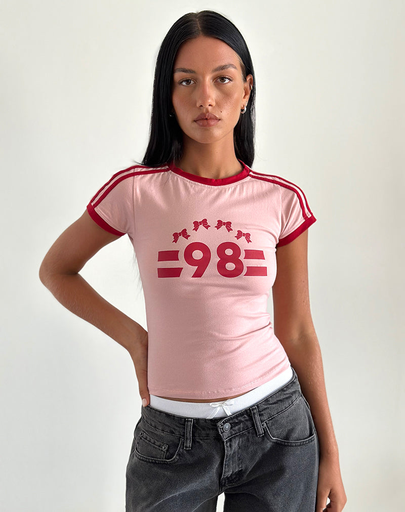 Abbildung des Salda Tee in Pink Lady mit roter Adrenalin-Bindung und '98' Emblem