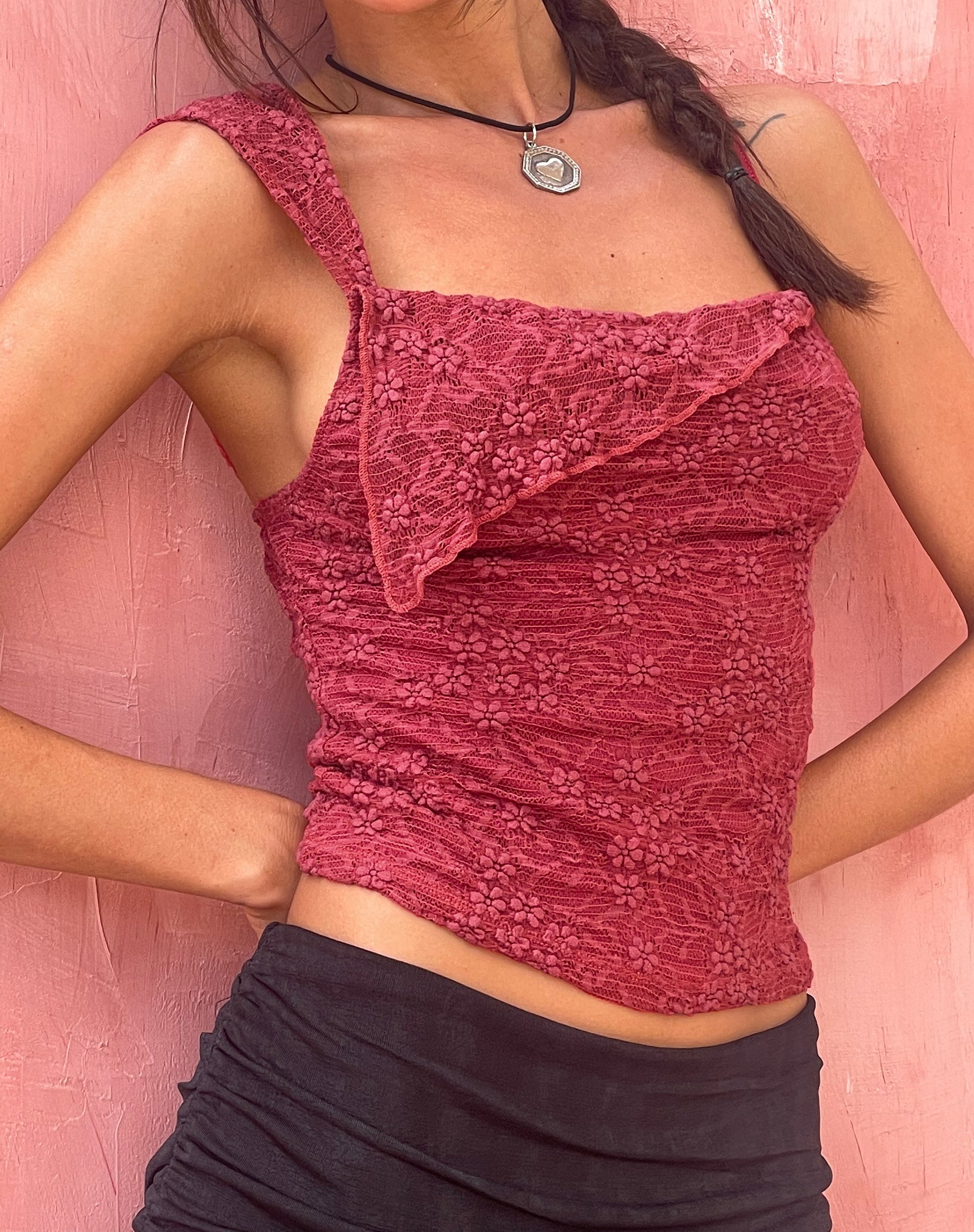 Bild von Sambu Spitze Cami Top in Rot