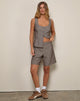 Bild von Sarun Longline Short in Nadelstreifen Braun