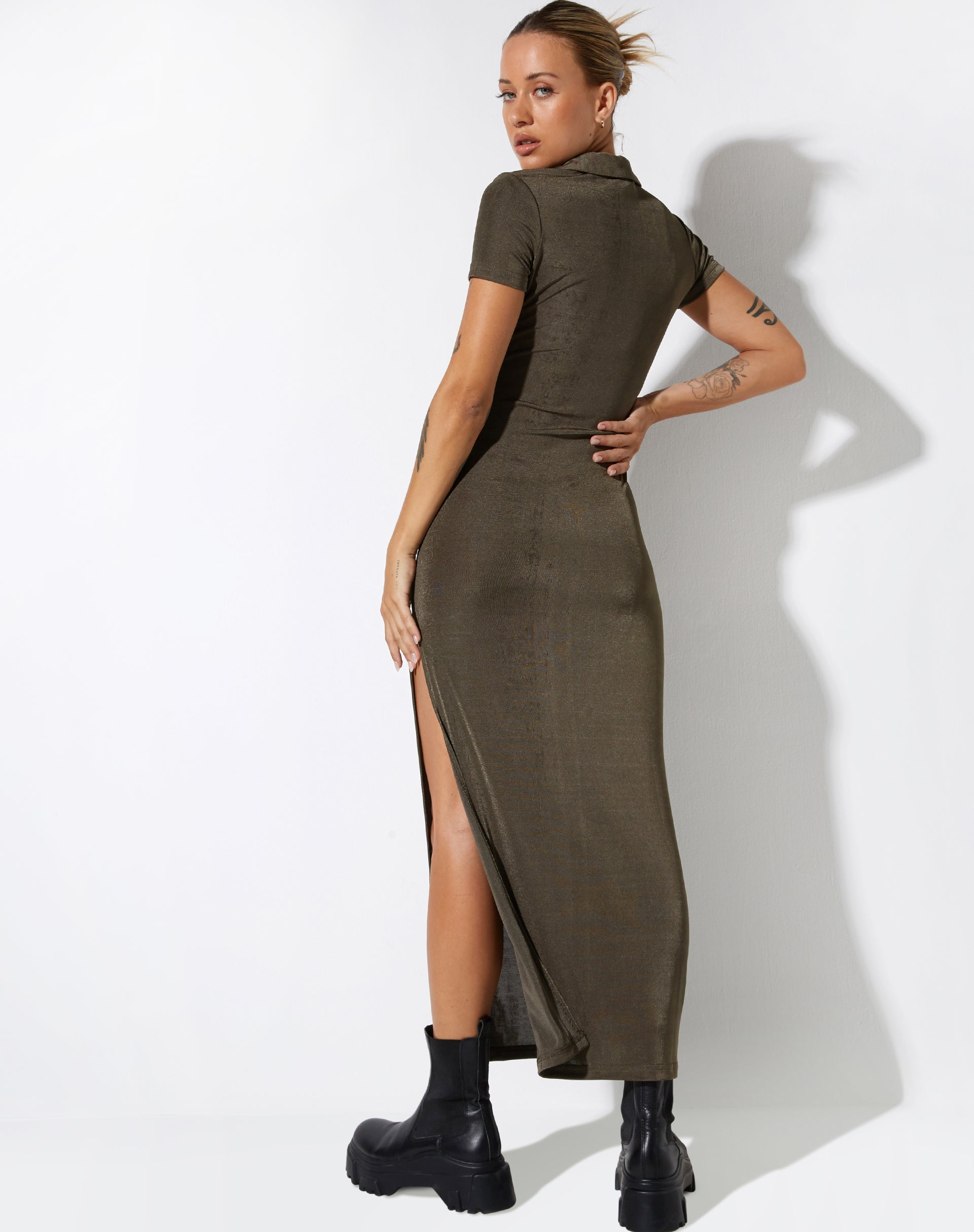 IMAGE OF Savita Maxikleid in Dunkel-Olive