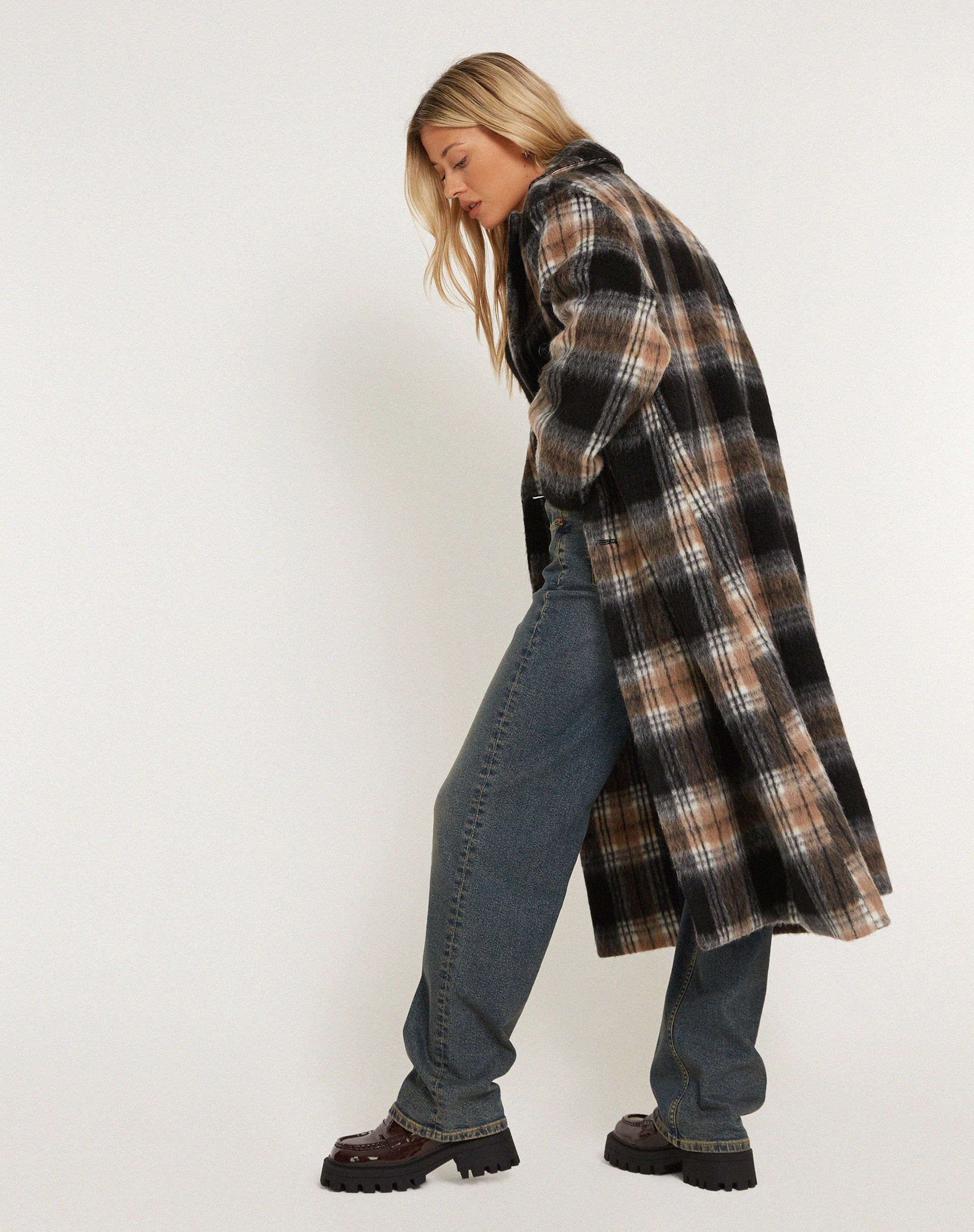 Bild von Sawai Coat in Schwarz und Braun