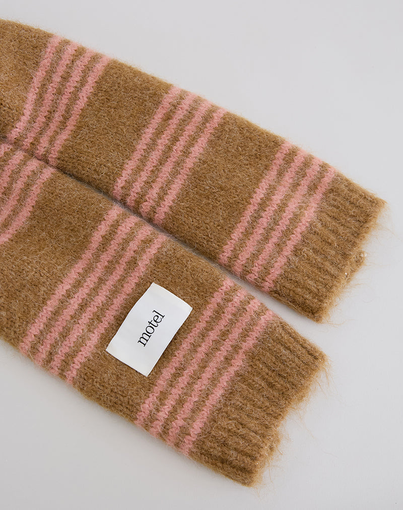 Image of Schal aus rosa gestrickter, gebürsteter Wolle