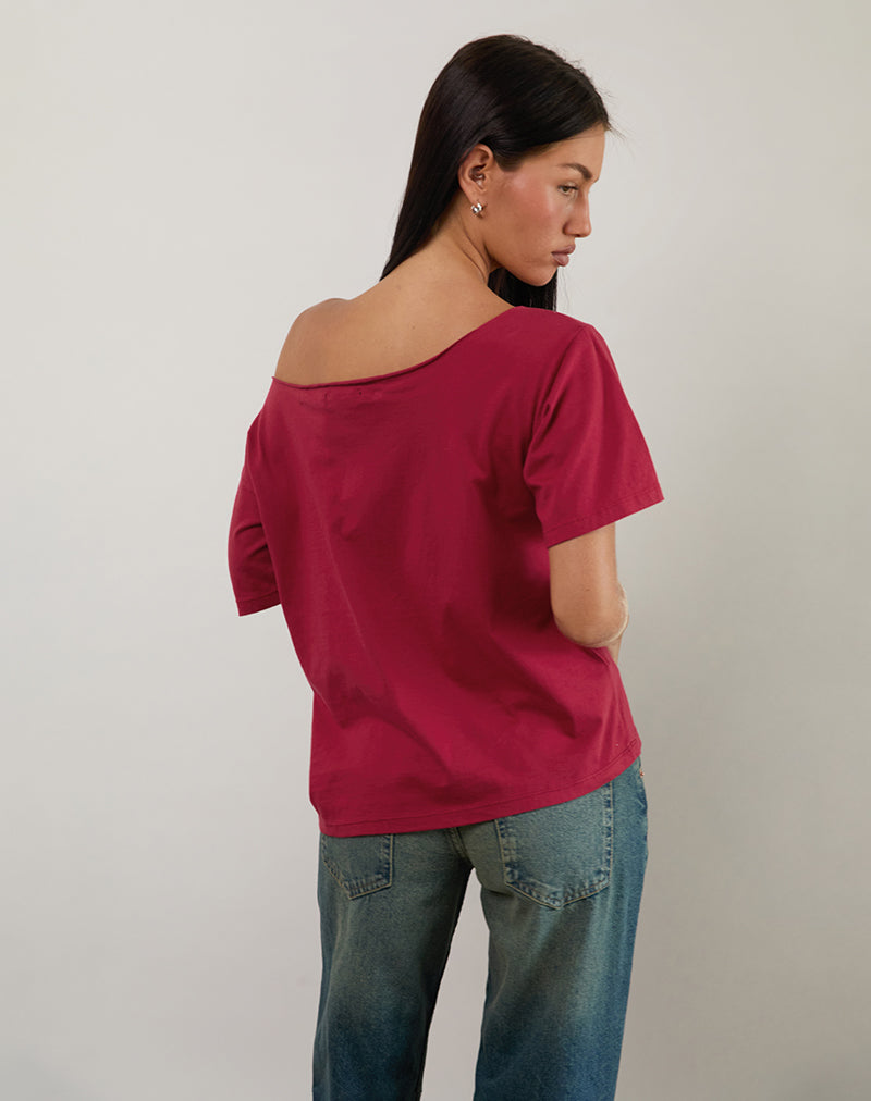 Bild von Scottie Slouchy Tee in Adrenalin Rot mit Overthinking Grafik