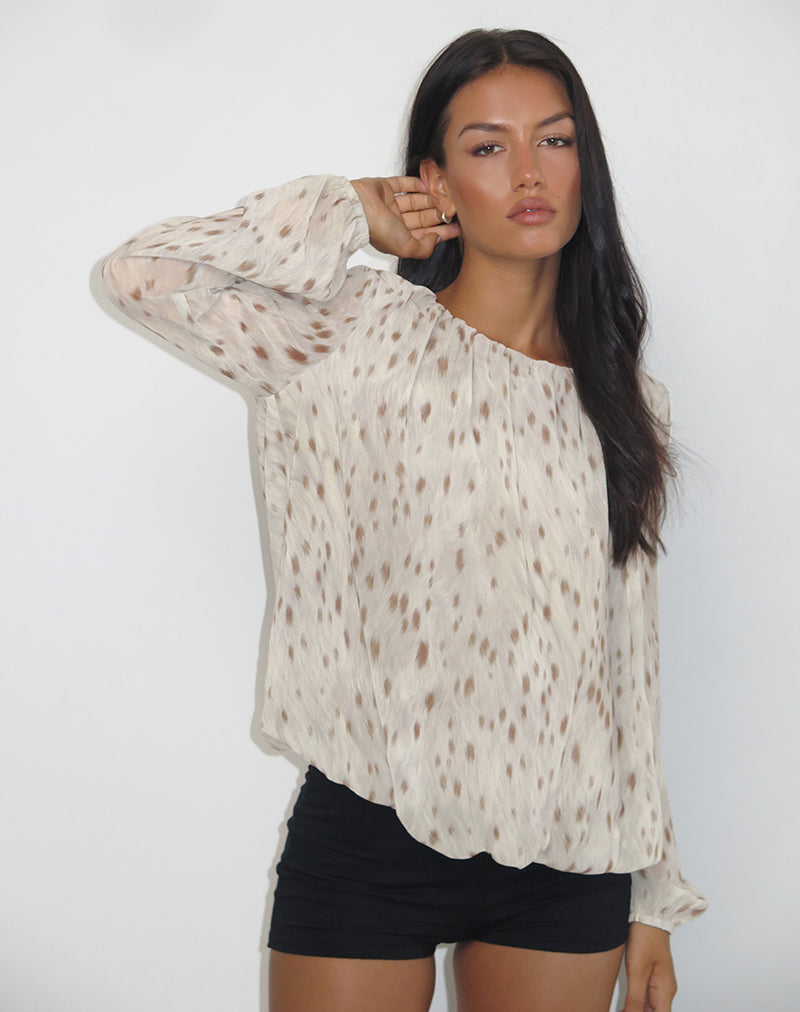Image of Seita Bluse in Übergröße mit Bambi-Print in Elfenbein