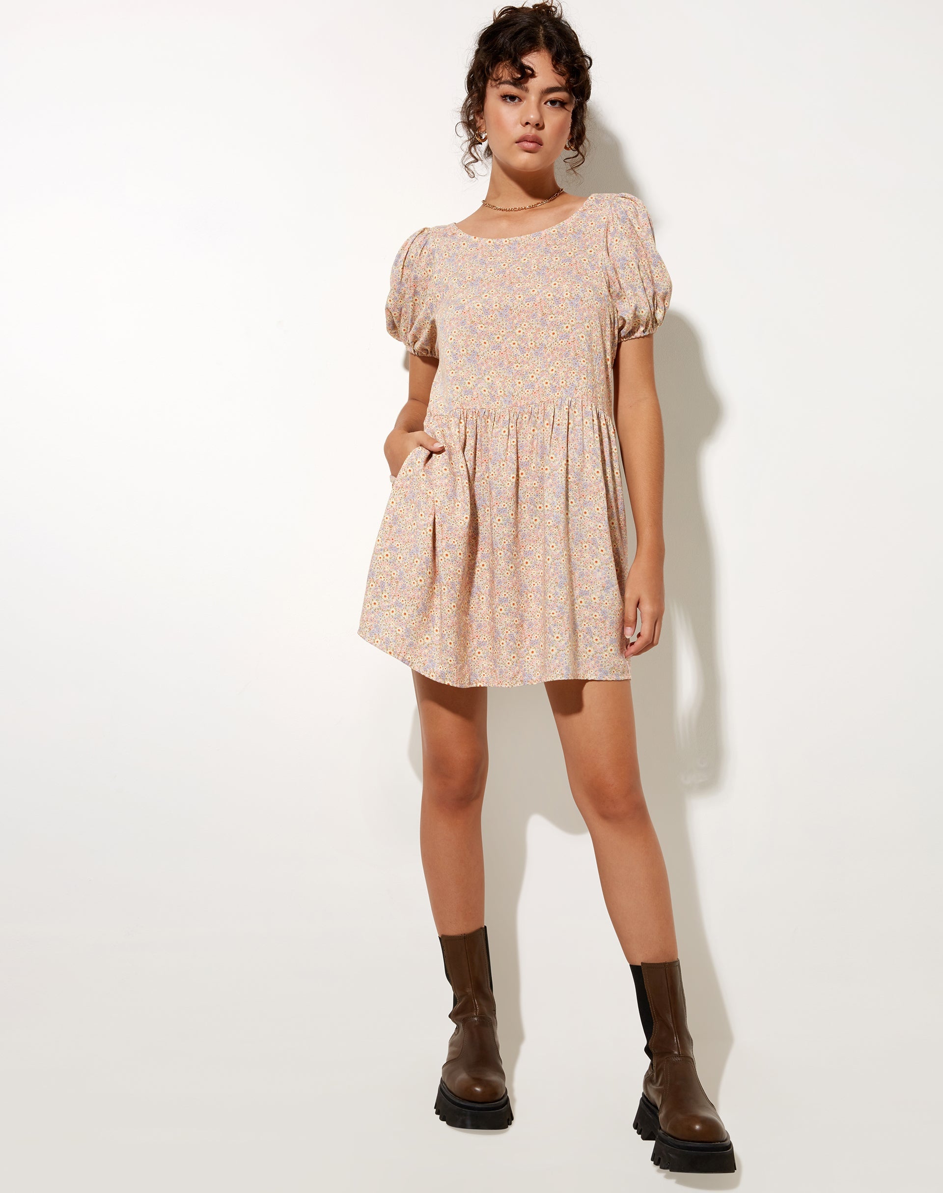 Bild von Senza Kleid in 70s Prairie Girl Floral