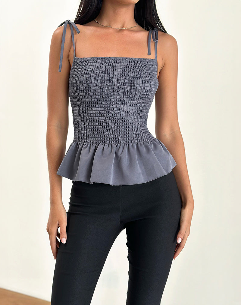Seora Gerafftes Krawattenschulter-Top in Grau