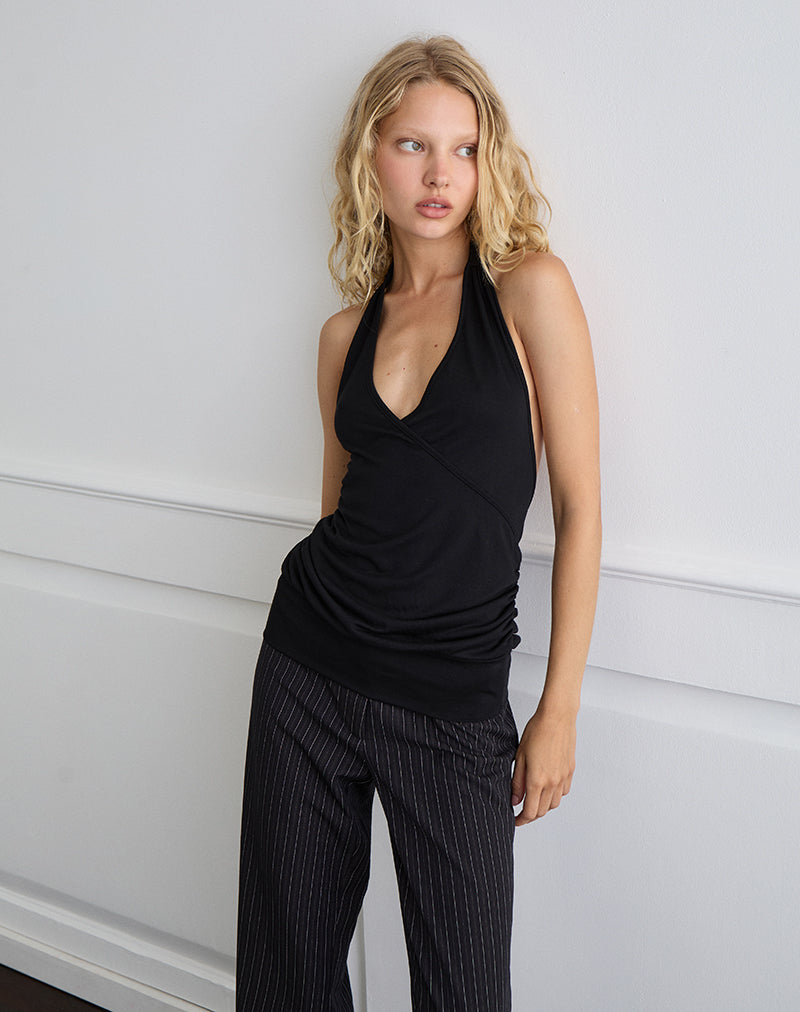 Bild von Seren Plunge Wrap Top aus Cupro Schwarz