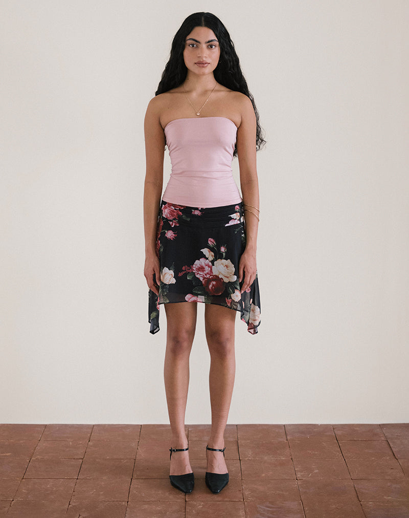 Bild von Tyler Rock in Renaissance Rose Schwarz