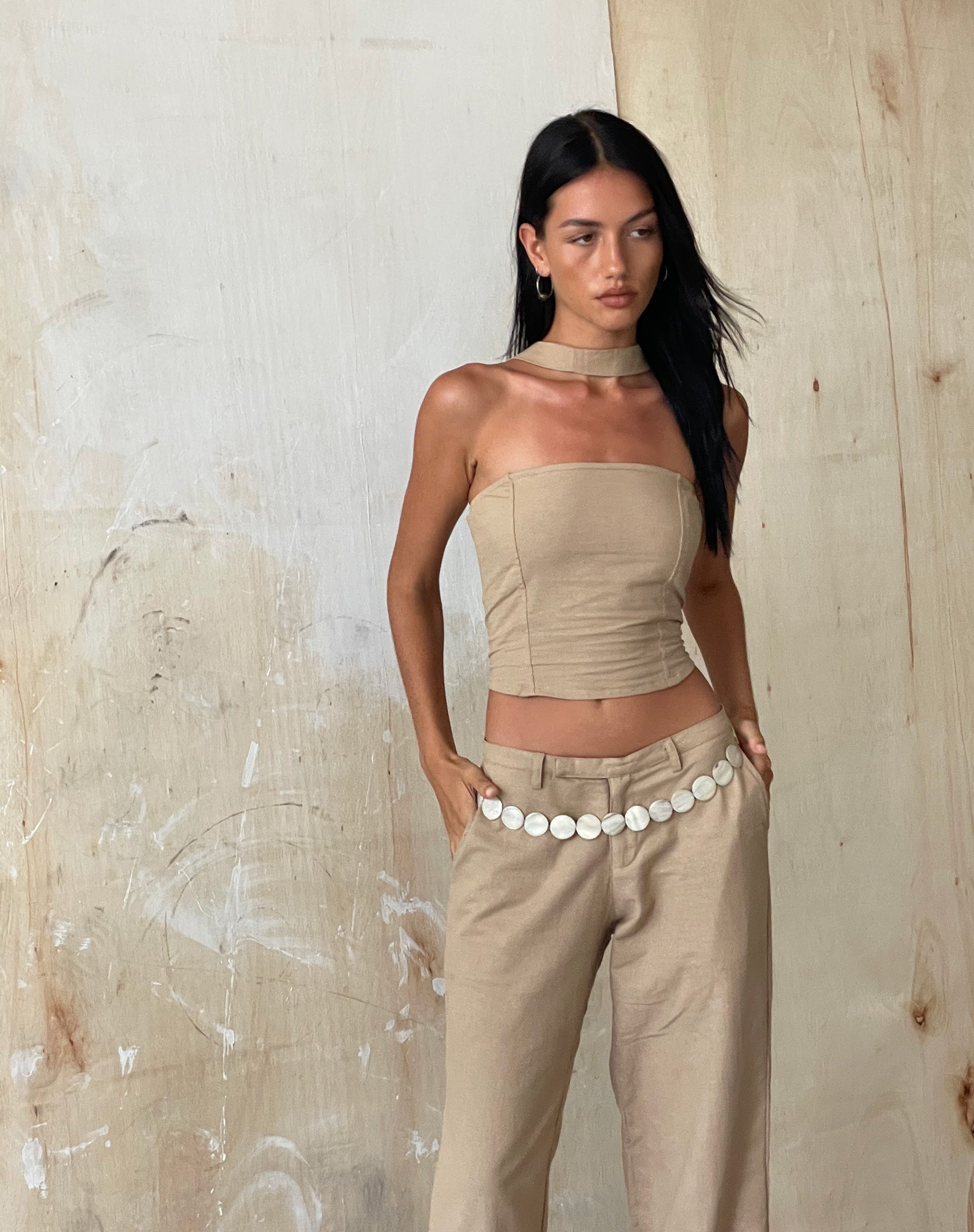 Image of MOTEL X JACQUIE Shaloe Bandeau Top und Schal Set in Hell Taupe