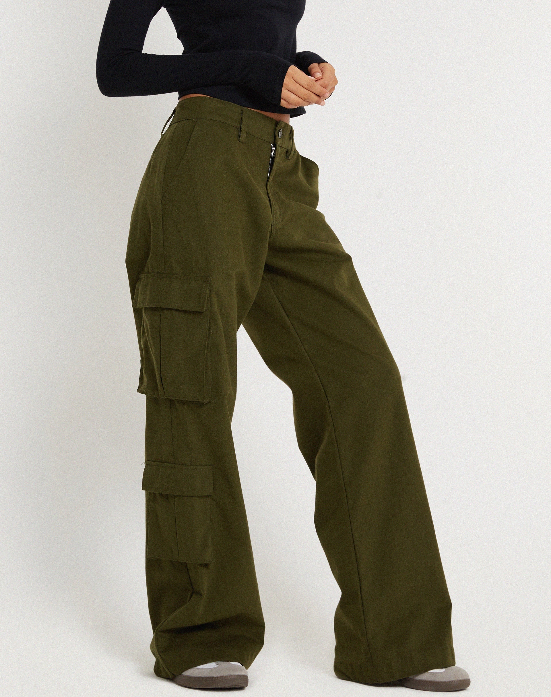 Abbildung der Shan Wide Leg Trouser in Dark Olive