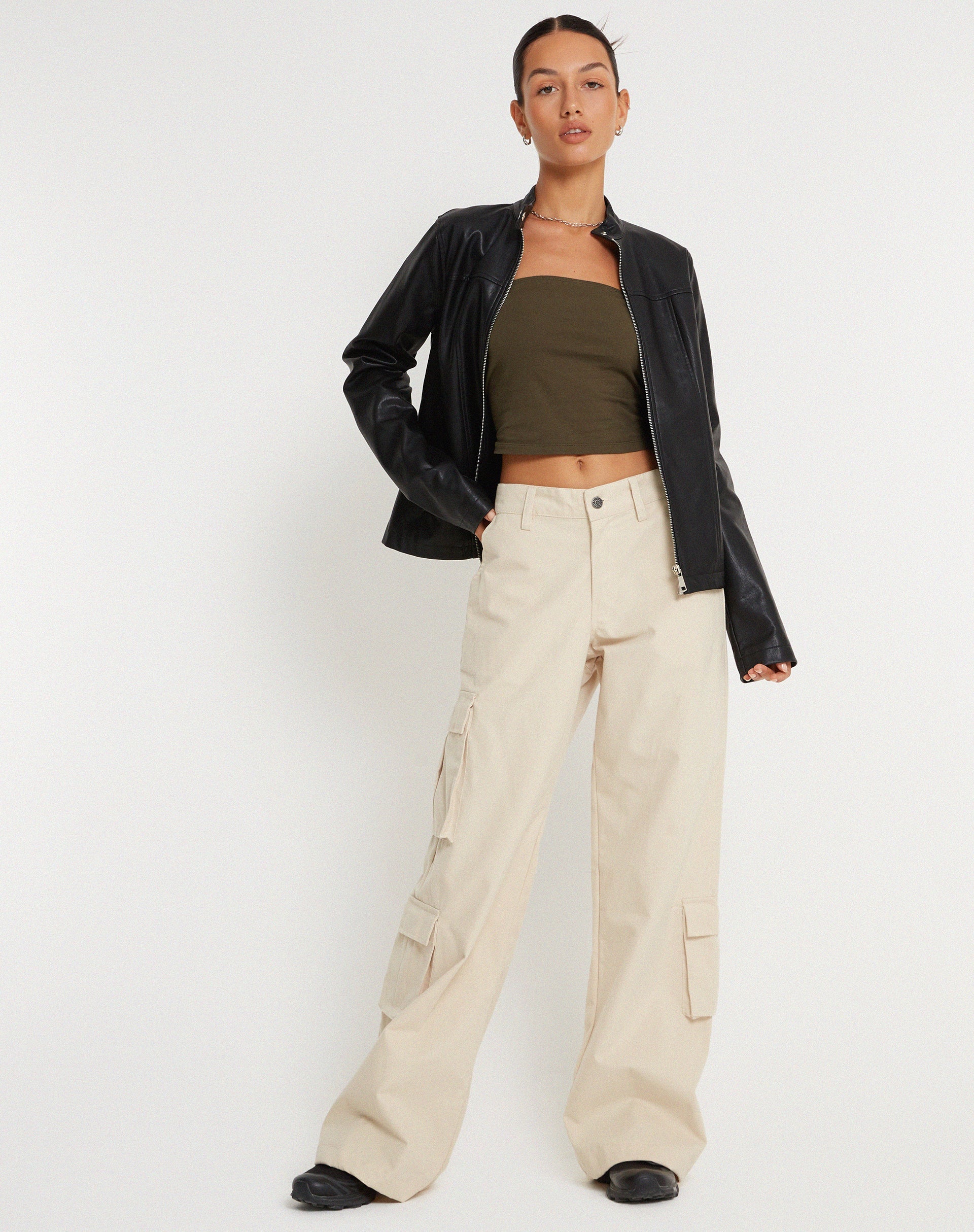 Abbildung der Shan Wide Leg Trouser in Ecru