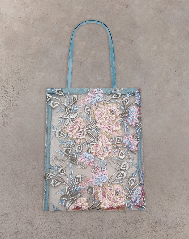 Shi Bag in natürlicher Spitzenstickerei mit blauem Satineinband