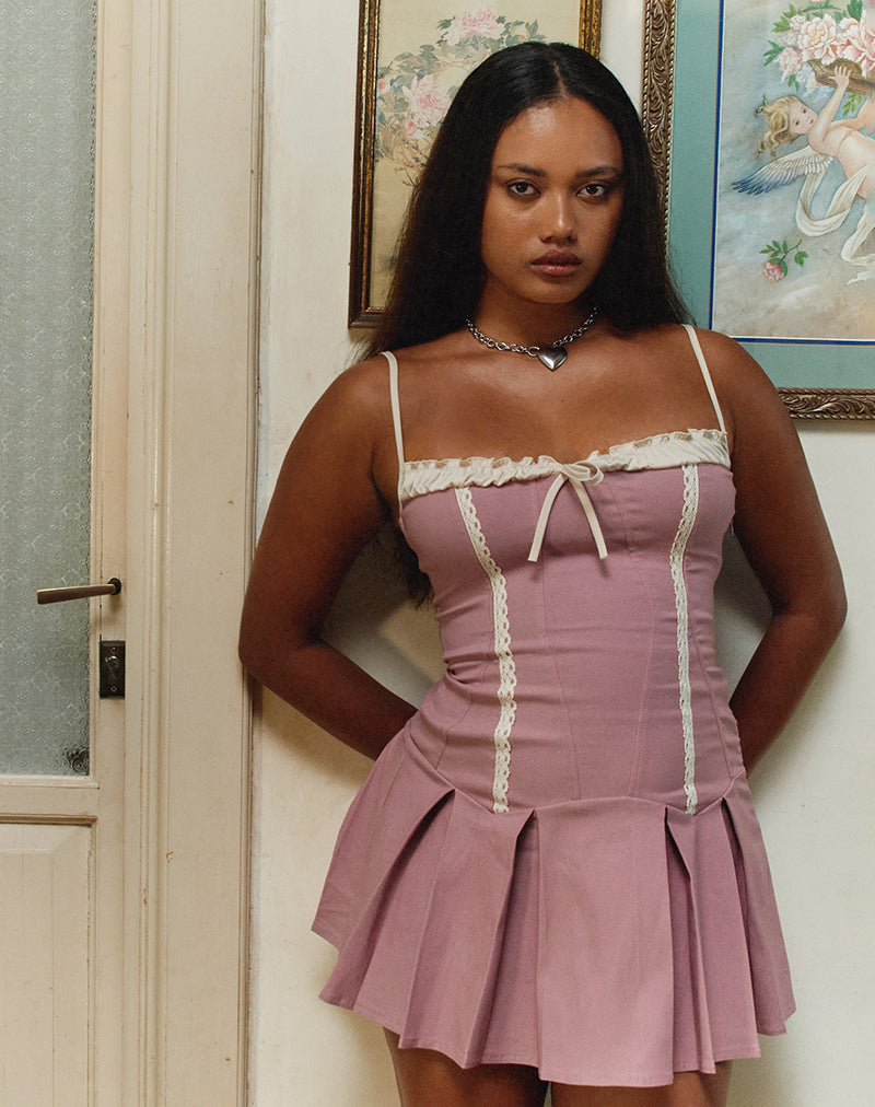 Image of Shirina Kleid in Tailoring Dusky Pink
